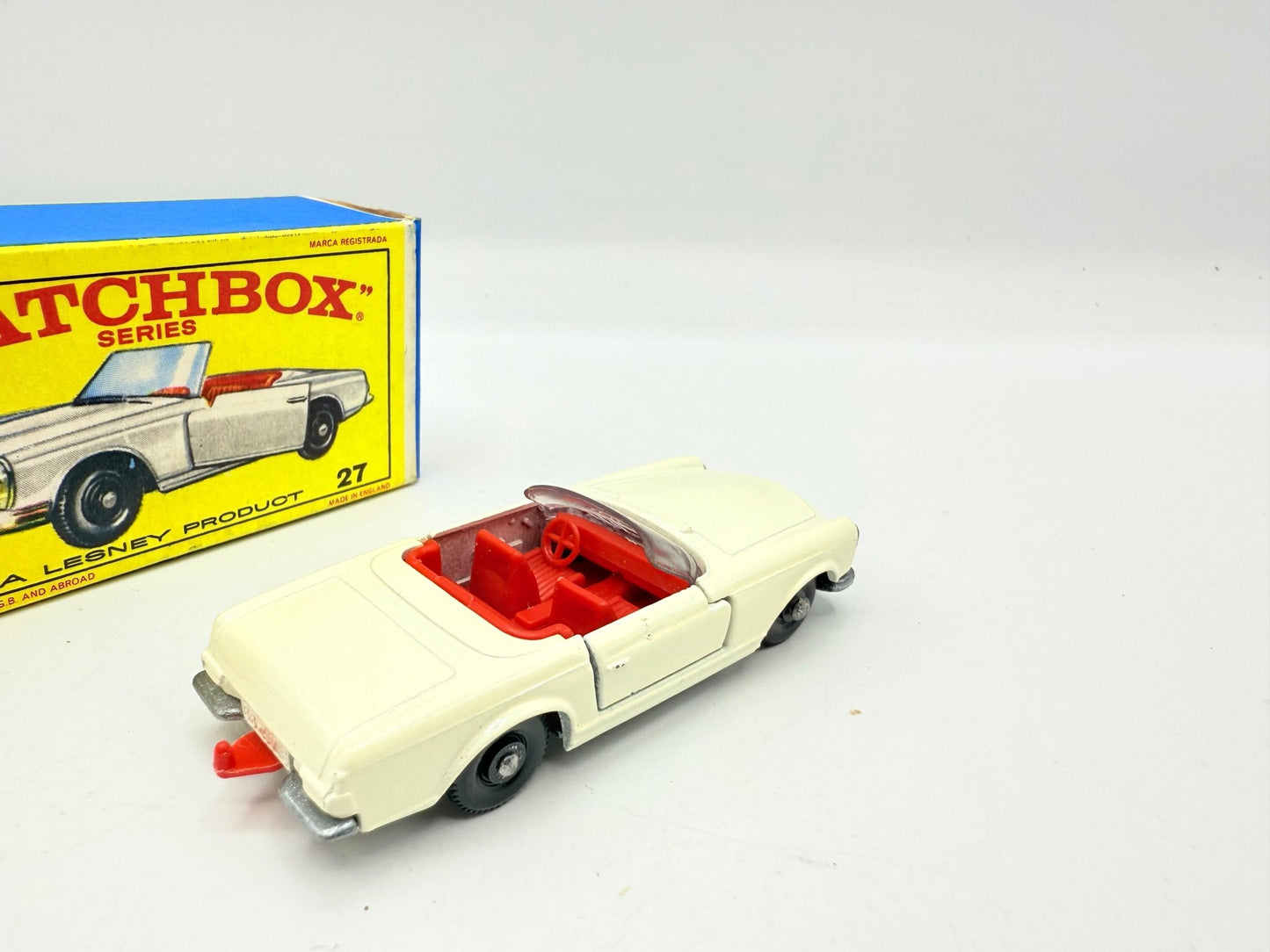 Matchbox Lesney 27d Mercedes Benz 230SL - Magic Matchbox