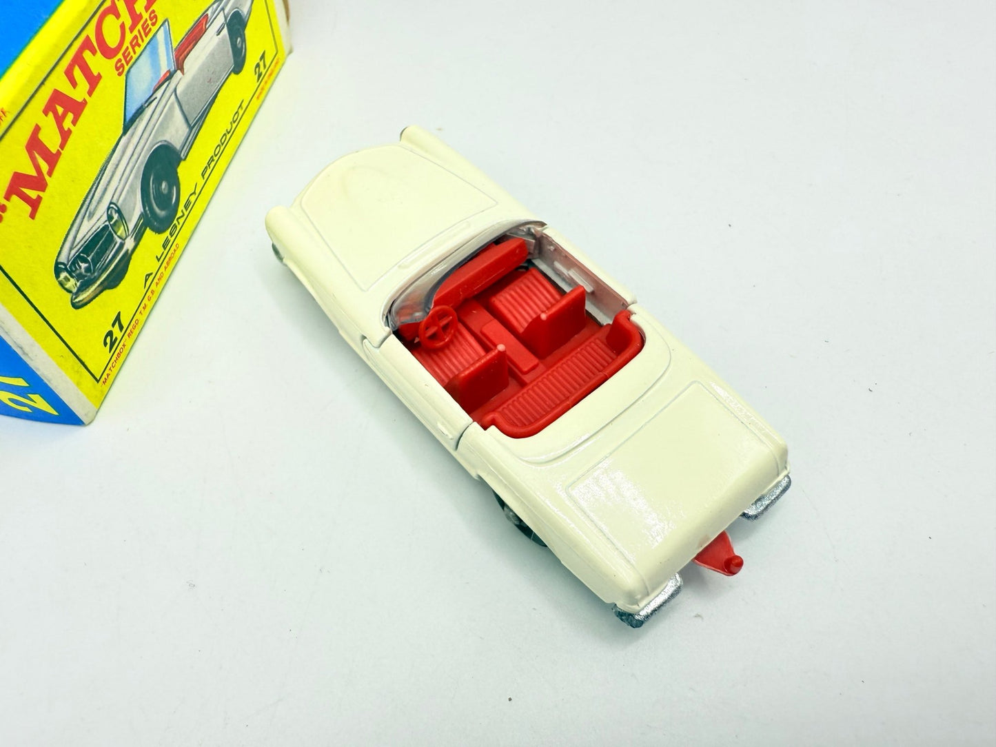 Matchbox Lesney 27d Mercedes - Benz 230SL - Magic Matchbox