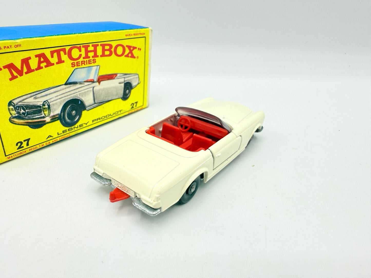 Matchbox Lesney 27d Mercedes - Benz 230SL - Magic Matchbox