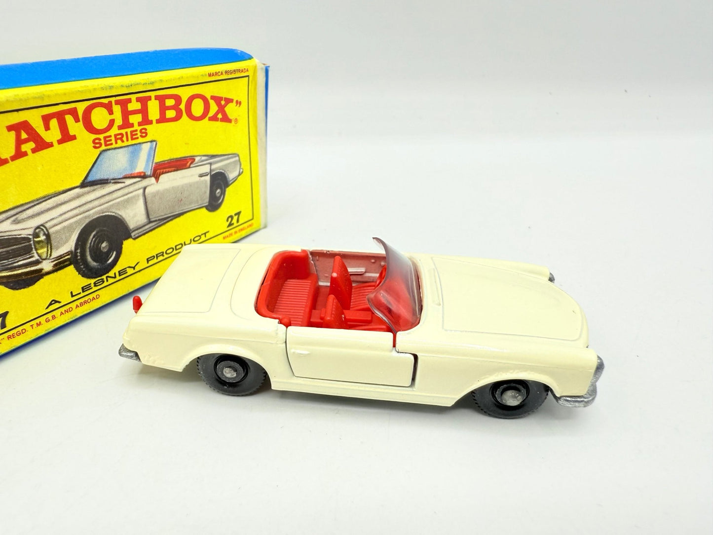 Matchbox Lesney 27d Mercedes - Benz 230SL - Magic Matchbox