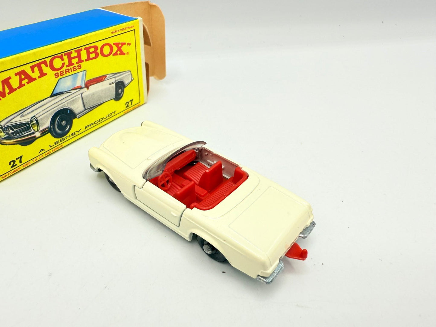 Matchbox Lesney 27d Mercedes - Benz 230SL - Magic Matchbox