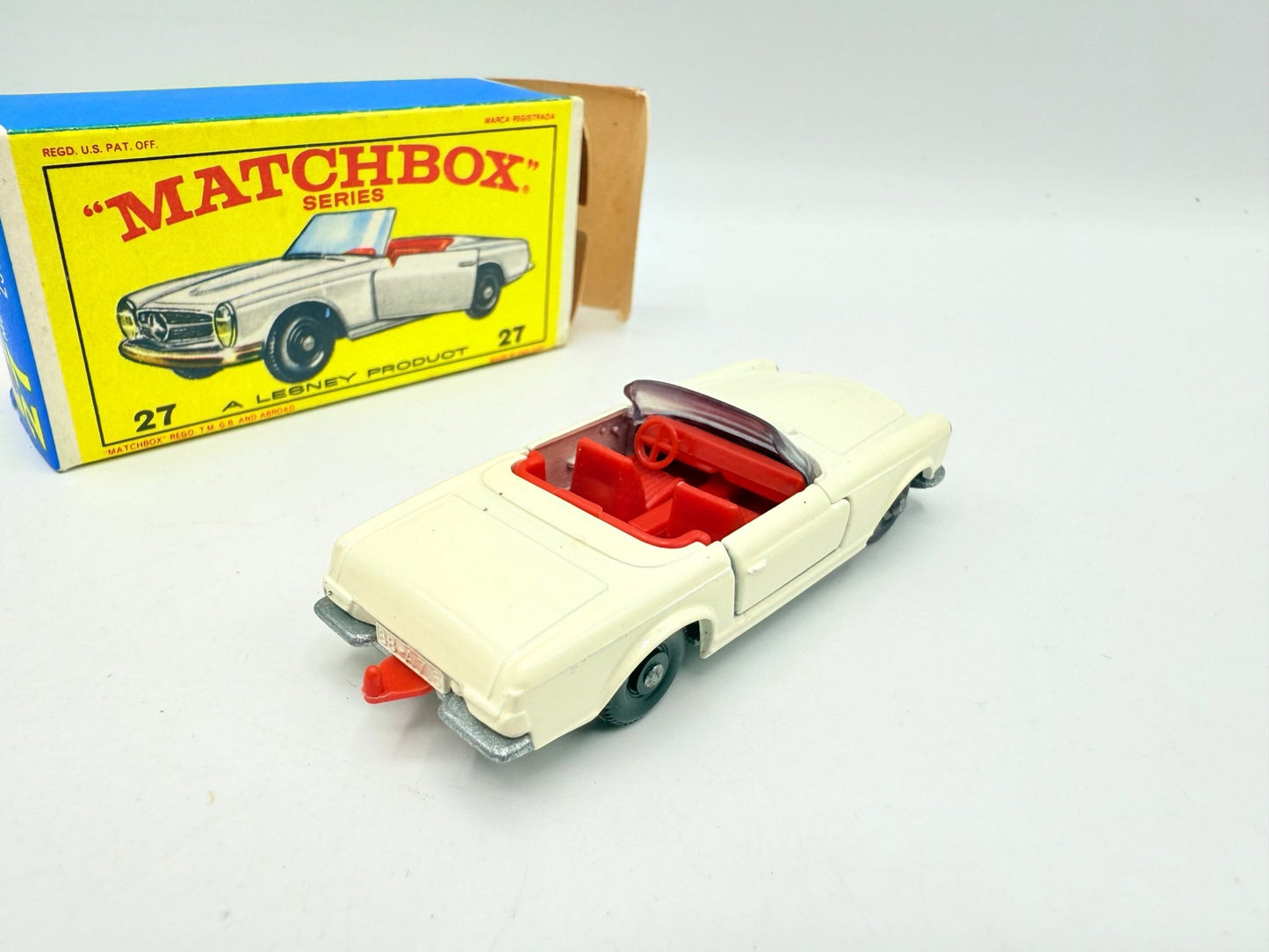 Matchbox Lesney 27d Mercedes - Benz 230SL - Magic Matchbox