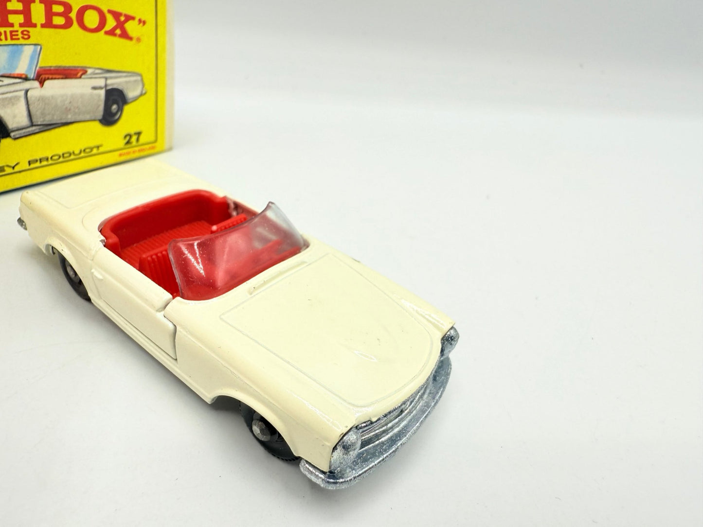 Matchbox Lesney 27d Mercedes - Benz 230SL - Magic Matchbox