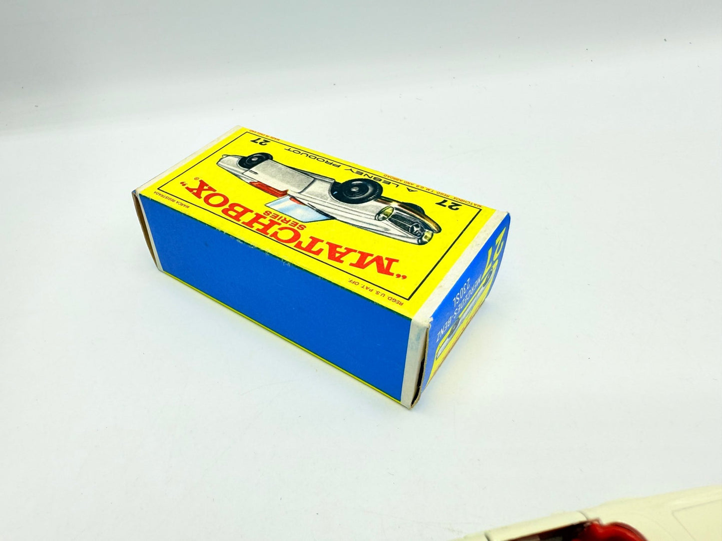 Matchbox Lesney 27d Mercedes - Benz 230SL - Magic Matchbox