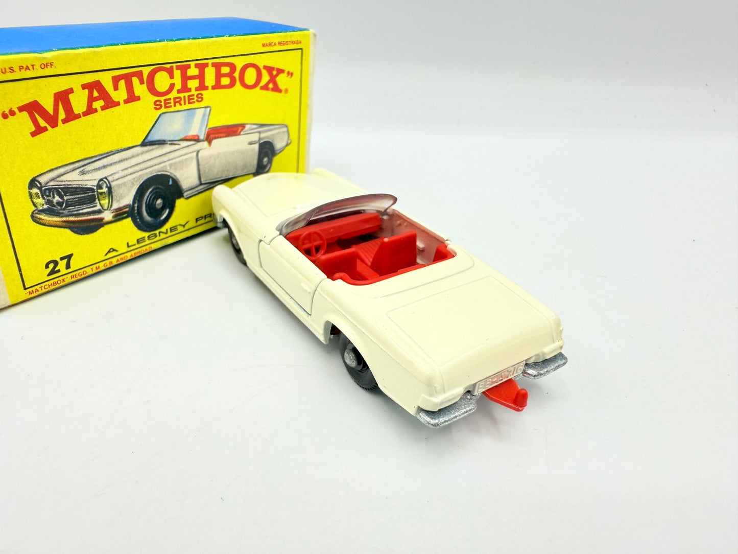 Matchbox Lesney 27d Mercedes - Benz 230SL - Magic Matchbox