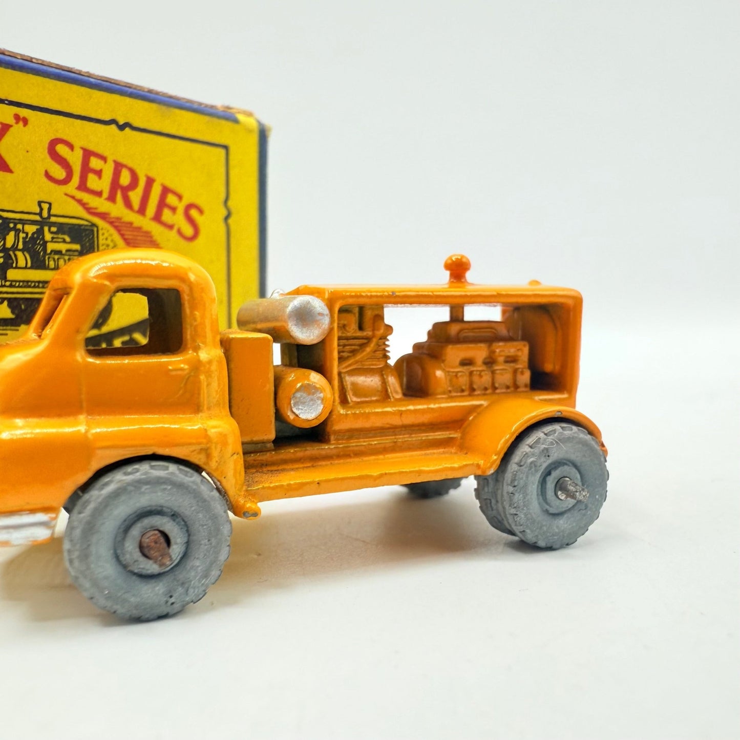 Matchbox Lesney 28a Bedford Compressor Truck MW - Magic Matchbox