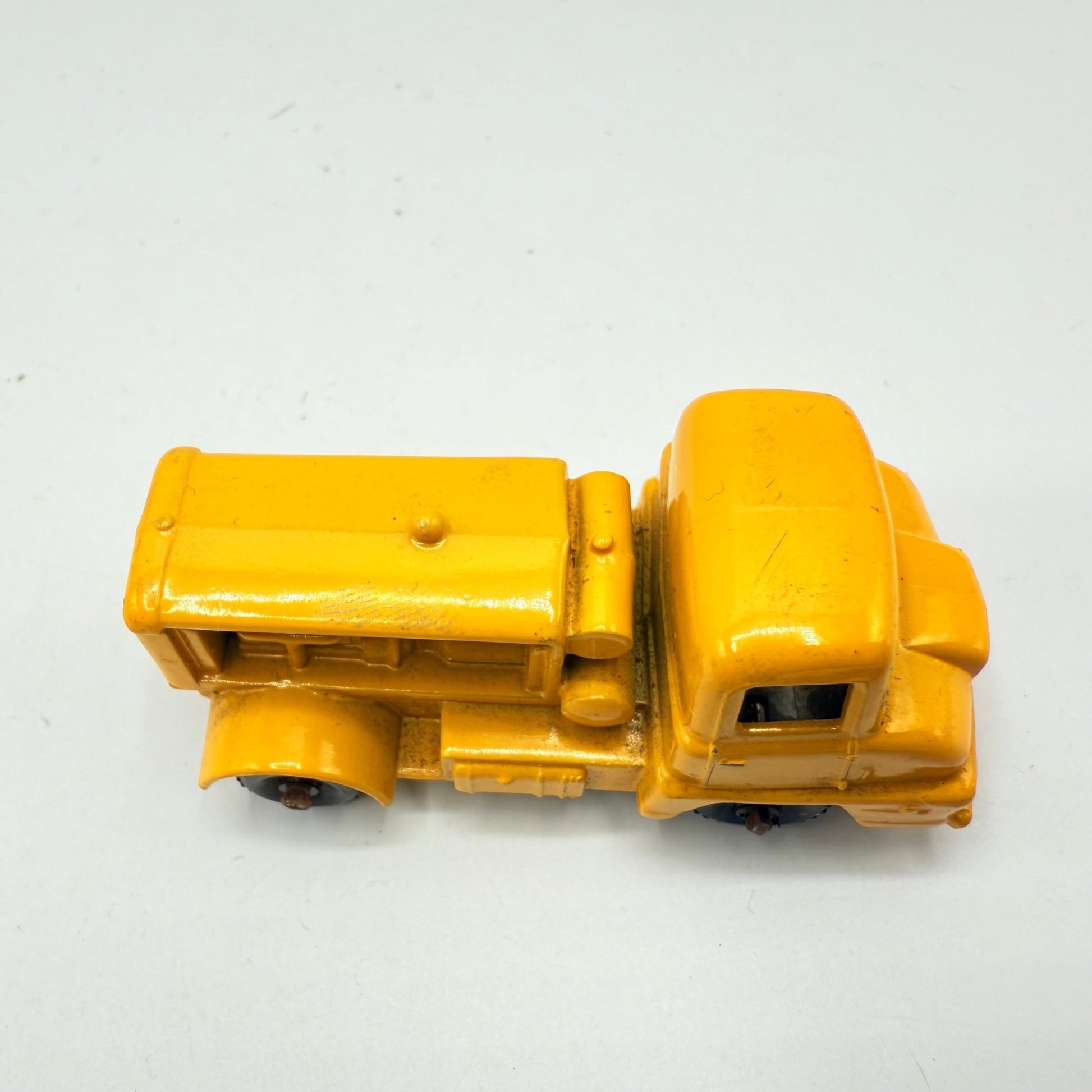 Matchbox Lesney 28b Ford Thames Compressor Truck - Magic Matchbox