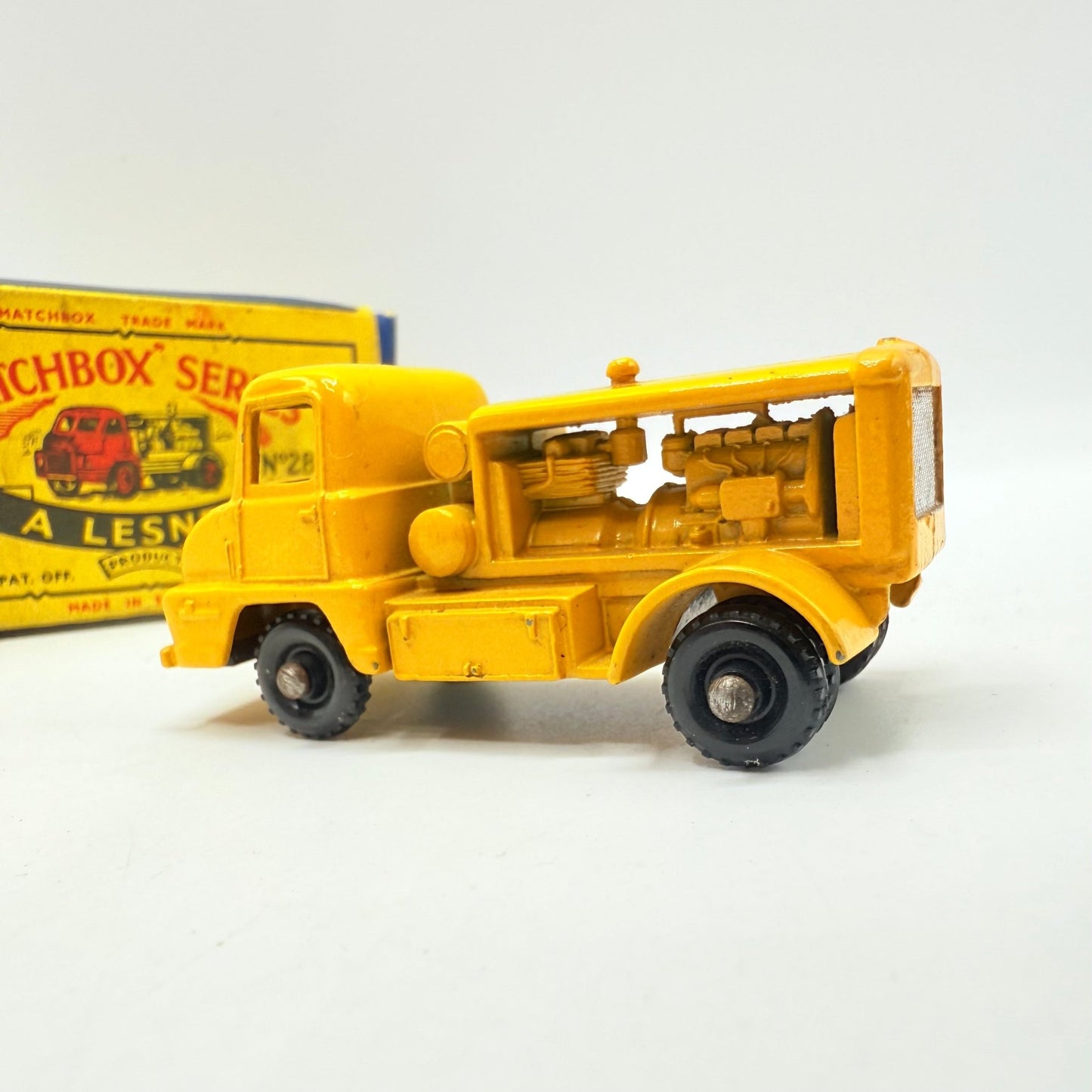 Matchbox Lesney 28b Ford Thames Compressor Truck - Magic Matchbox