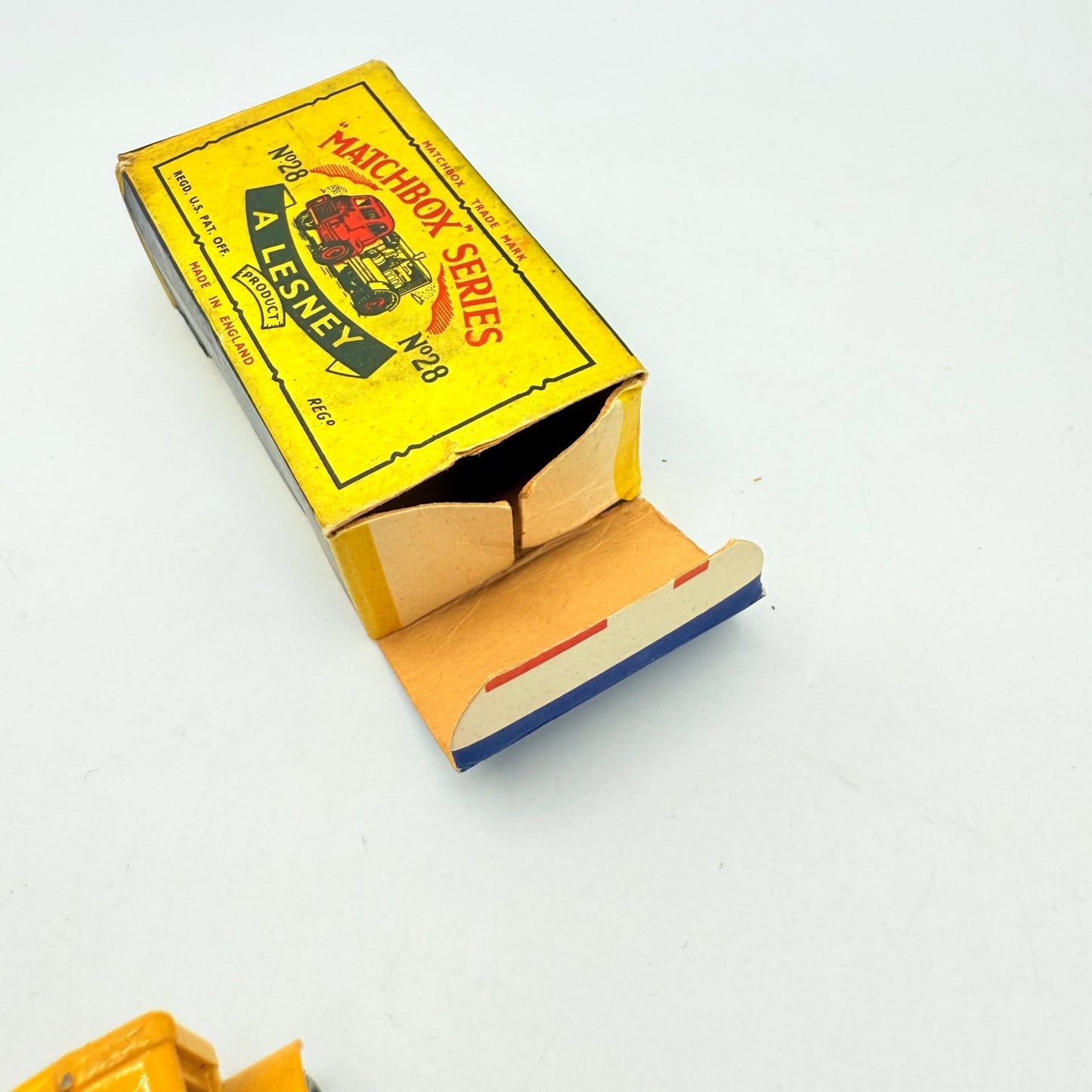 Matchbox Lesney 28b Ford Thames Compressor Truck - Magic Matchbox