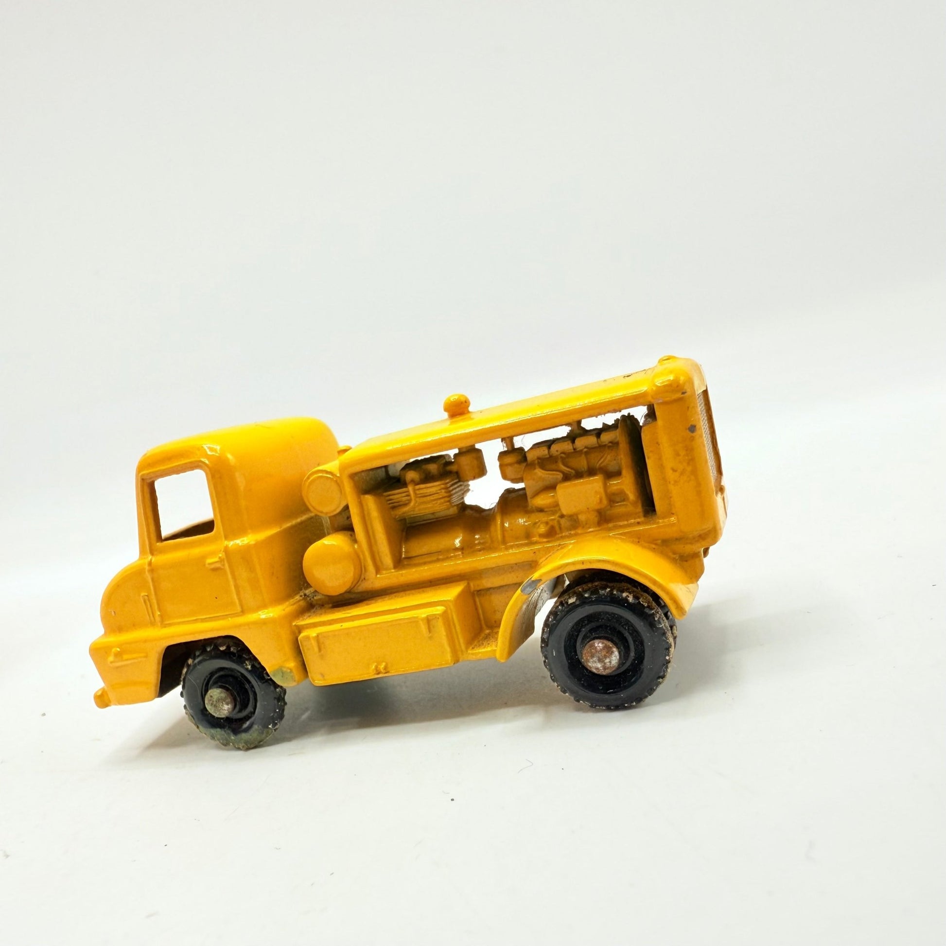 Matchbox Lesney 28b Ford Thames Compressor Truck - Magic Matchbox