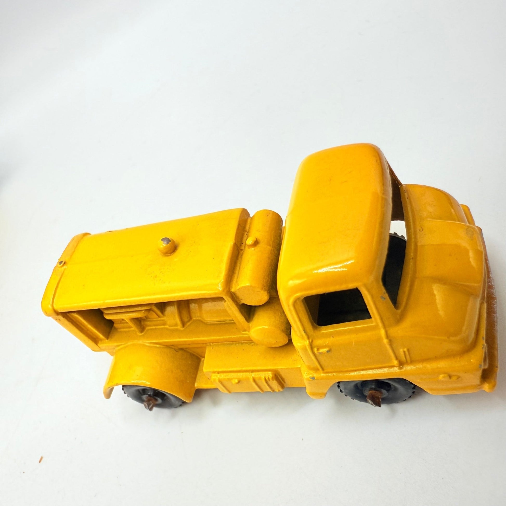 Matchbox Lesney 28b Ford Thames Compressor Truck - Magic Matchbox