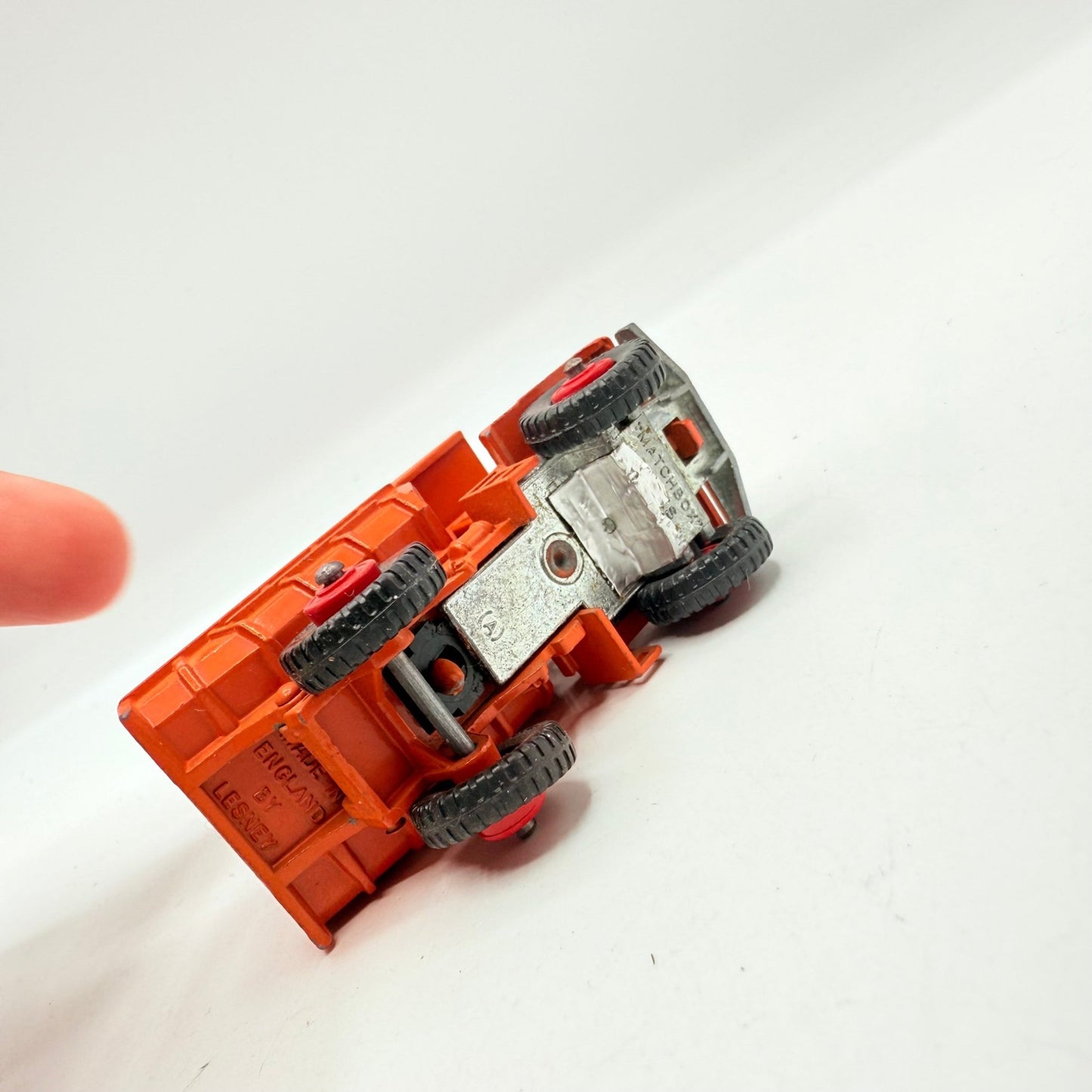 Matchbox Lesney 28d Mack Dump Truck With Red Hubs - Magic Matchbox