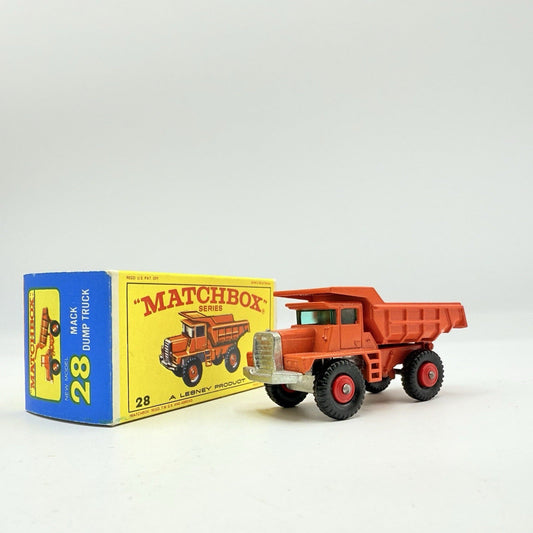 Matchbox Lesney 28d Mack Dump Truck With Red Hubs - Magic Matchbox