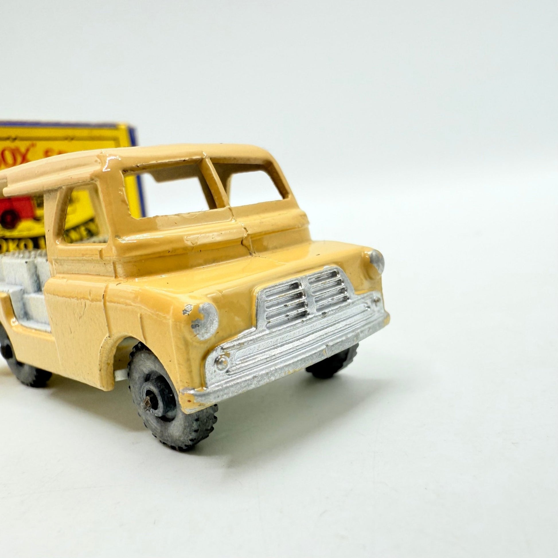 Matchbox Lesney 29a Bedford Milk Float Van MW - Magic Matchbox