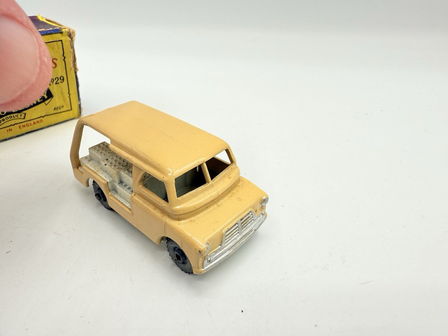 Matchbox Lesney 29a Bedford Milk Float Van MW - Magic Matchbox