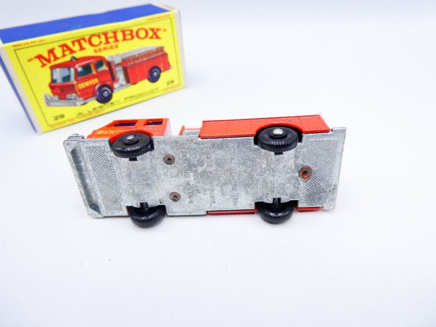 Matchbox Lesney 29c Fire Pumper Truck - Magic Matchbox