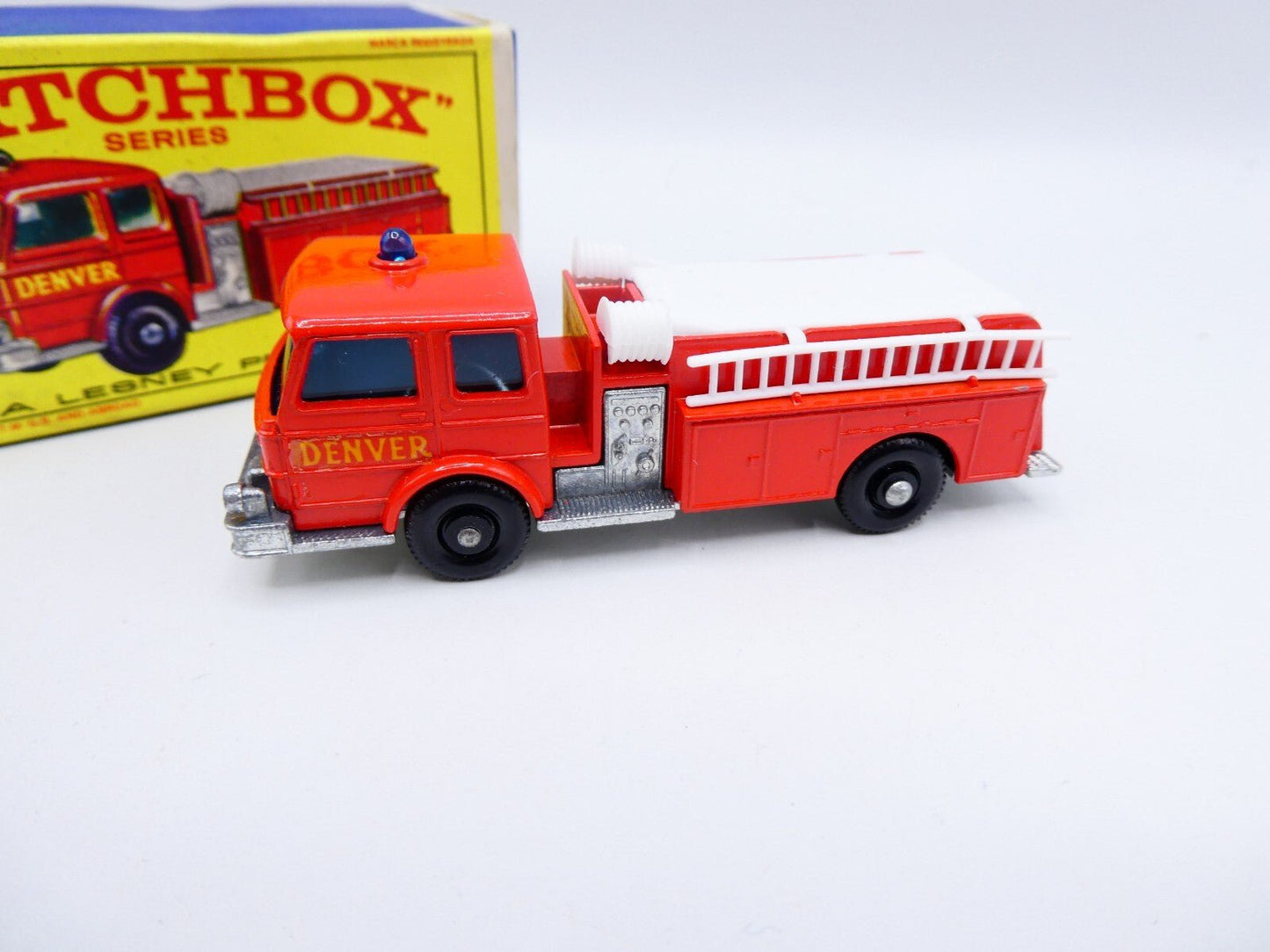 Matchbox Lesney 29c Fire Pumper Truck - Magic Matchbox