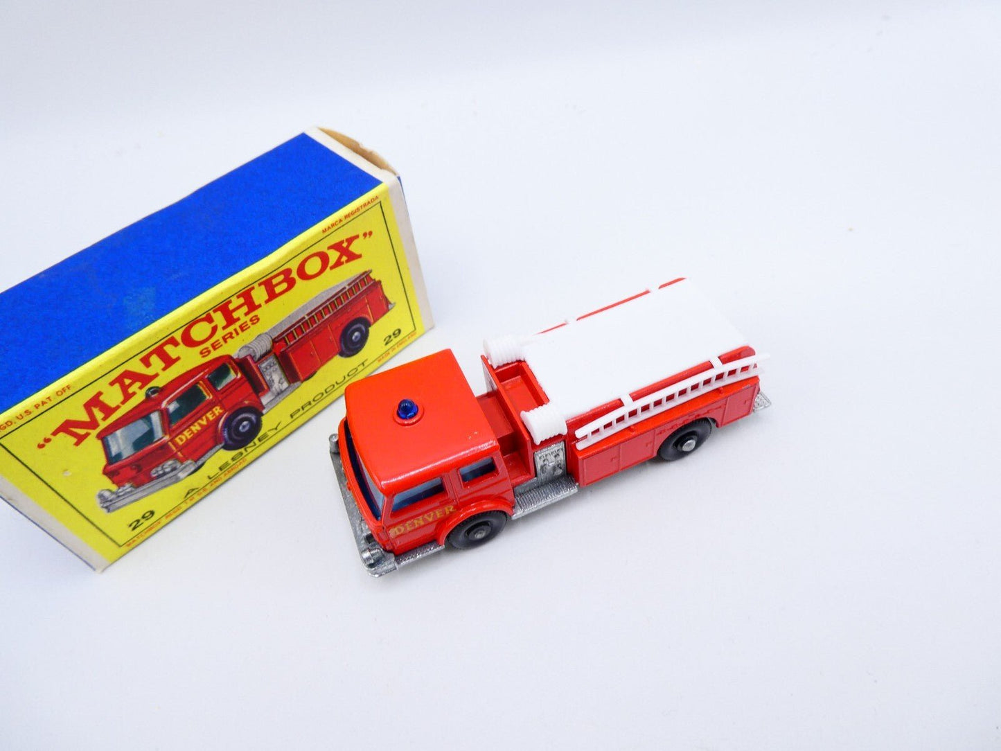 Matchbox Lesney 29c Fire Pumper Truck - Magic Matchbox