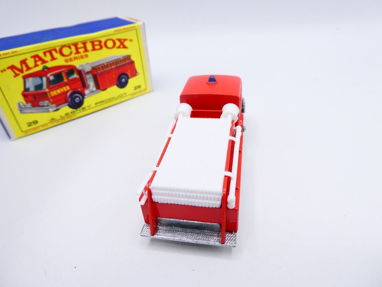 Matchbox Lesney 29c Fire Pumper Truck - Magic Matchbox
