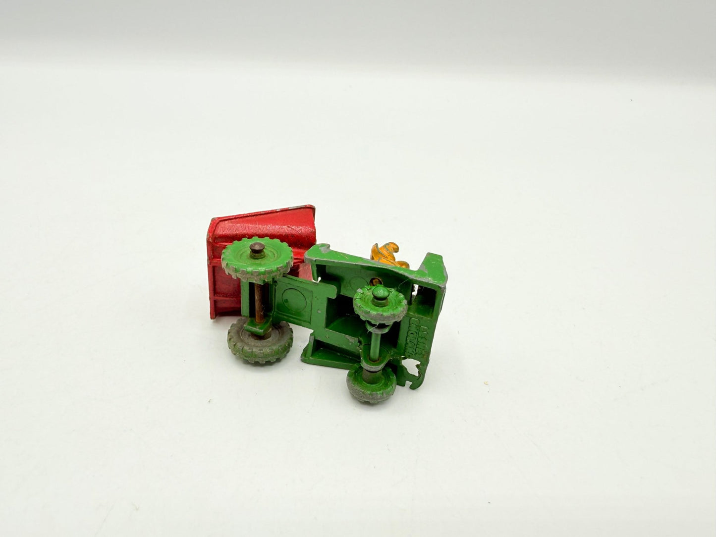 Matchbox Lesney 2a Dumper 1st Issue with Metal Green Wheels - Magic Matchbox