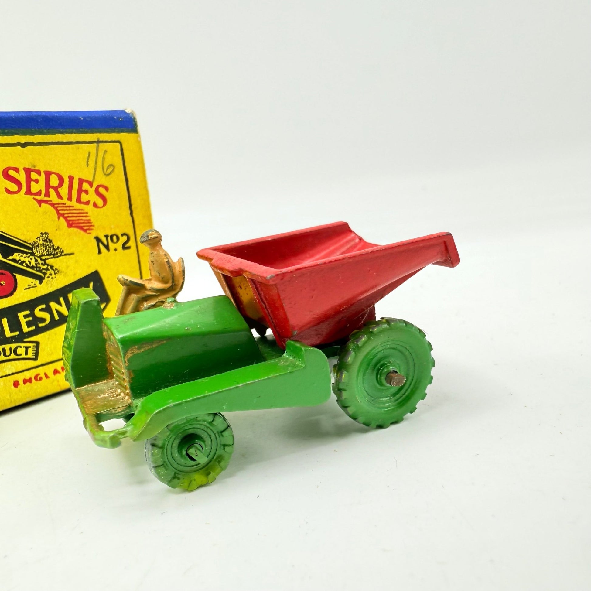 Matchbox Lesney 2a Muir Hill Green Wheels Damaged Script Box - Magic Matchbox