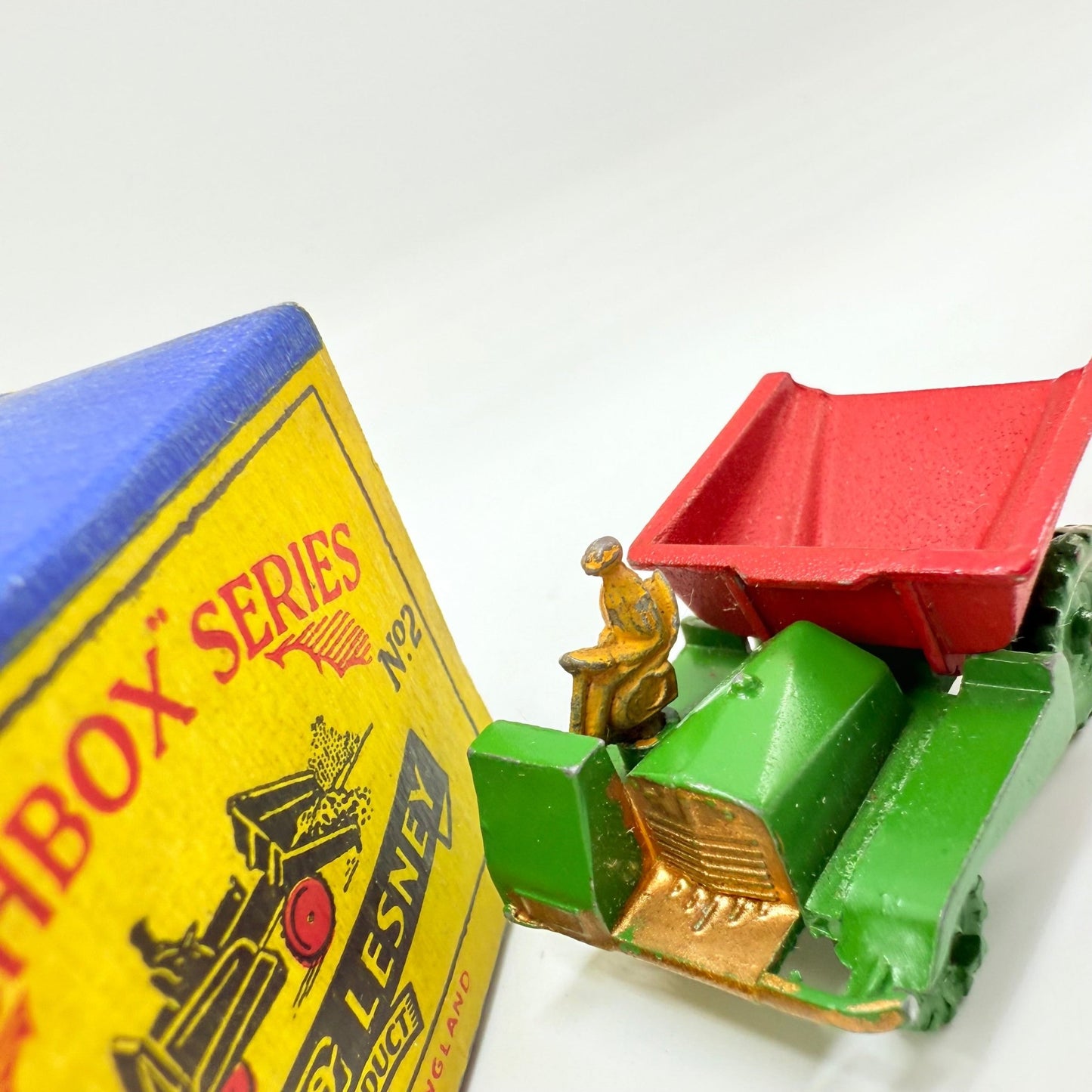 Matchbox Lesney 2a Muir Hill Green Wheels Damaged Script Box - Magic Matchbox