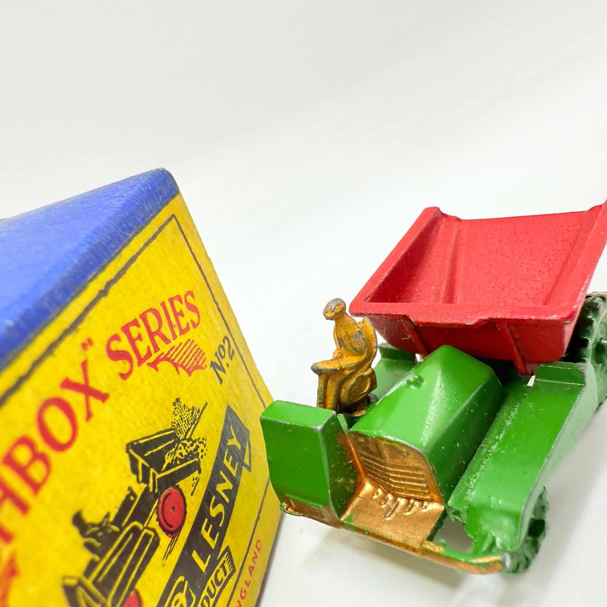 Matchbox Lesney 2a Muir Hill Green Wheels Damaged Script Box - Magic Matchbox