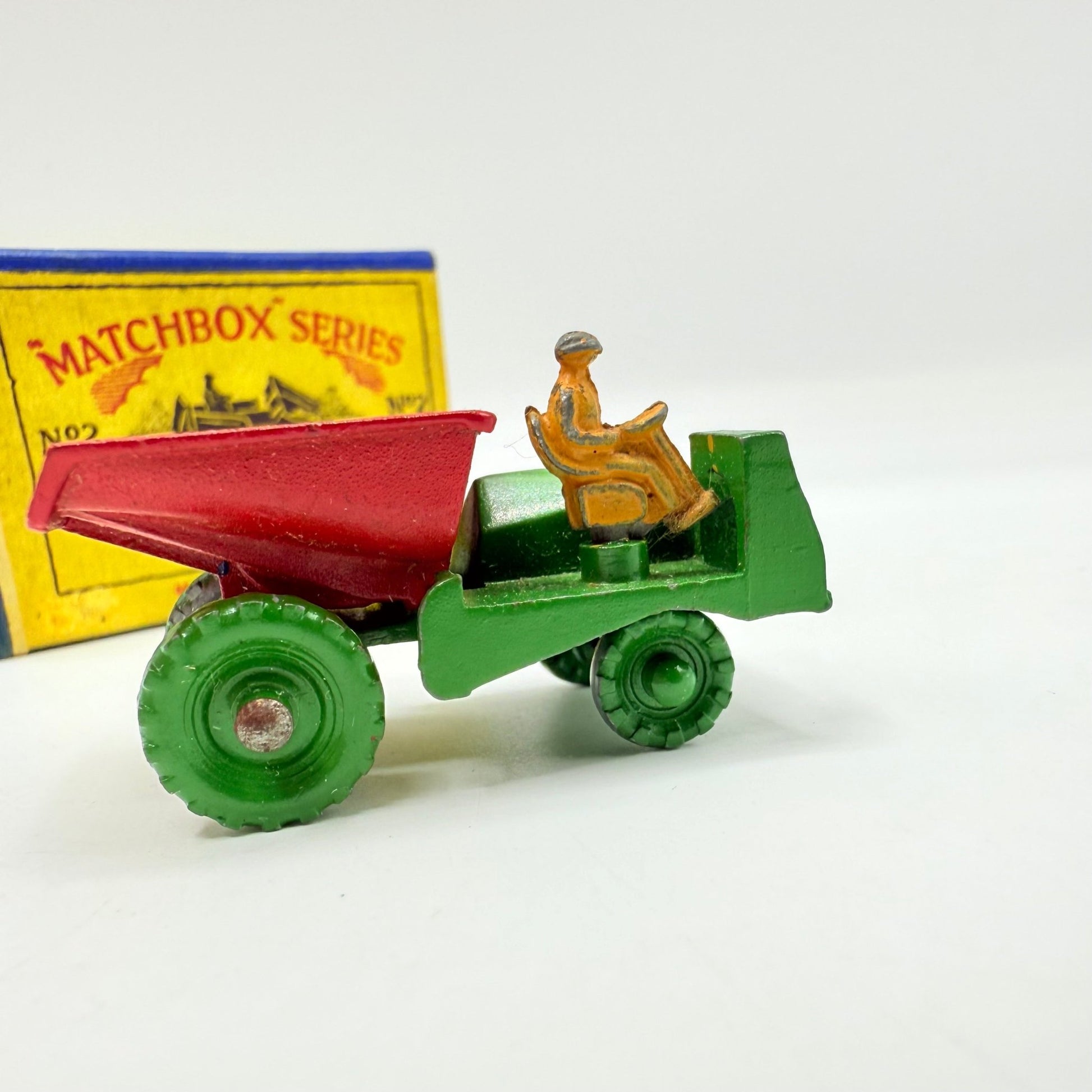 Matchbox Lesney 2a Muir Hill Green Wheels Damaged Script Box - Magic Matchbox
