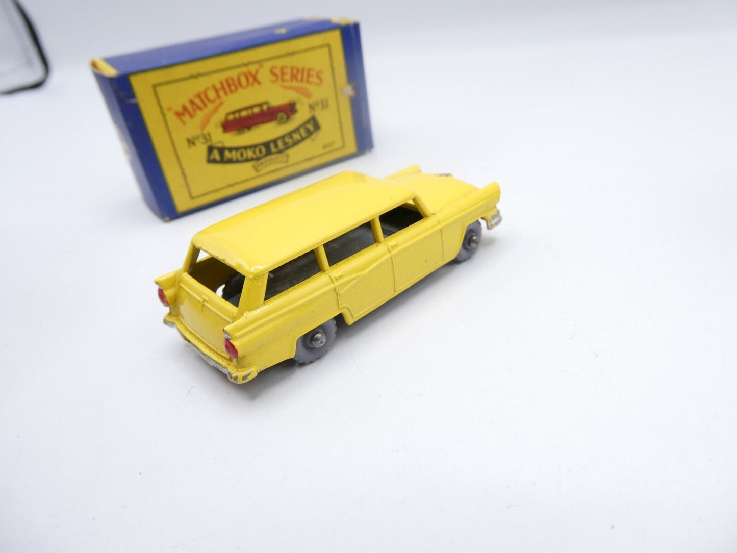 Matchbox Lesney 31a Ford Station Wagon GPW - Magic Matchbox