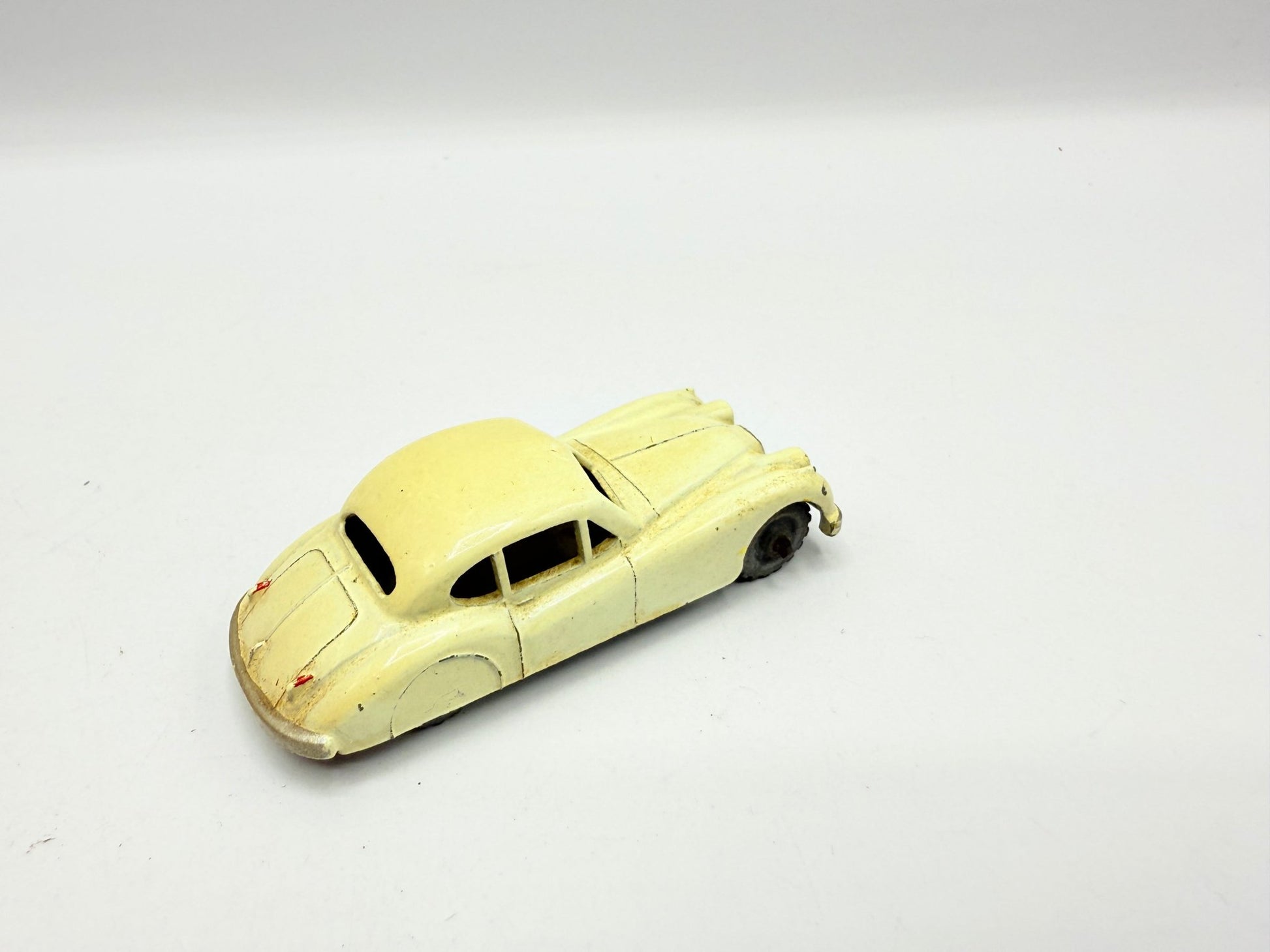 Matchbox Lesney 32a Jaguar XK 140 MW - Magic Matchbox