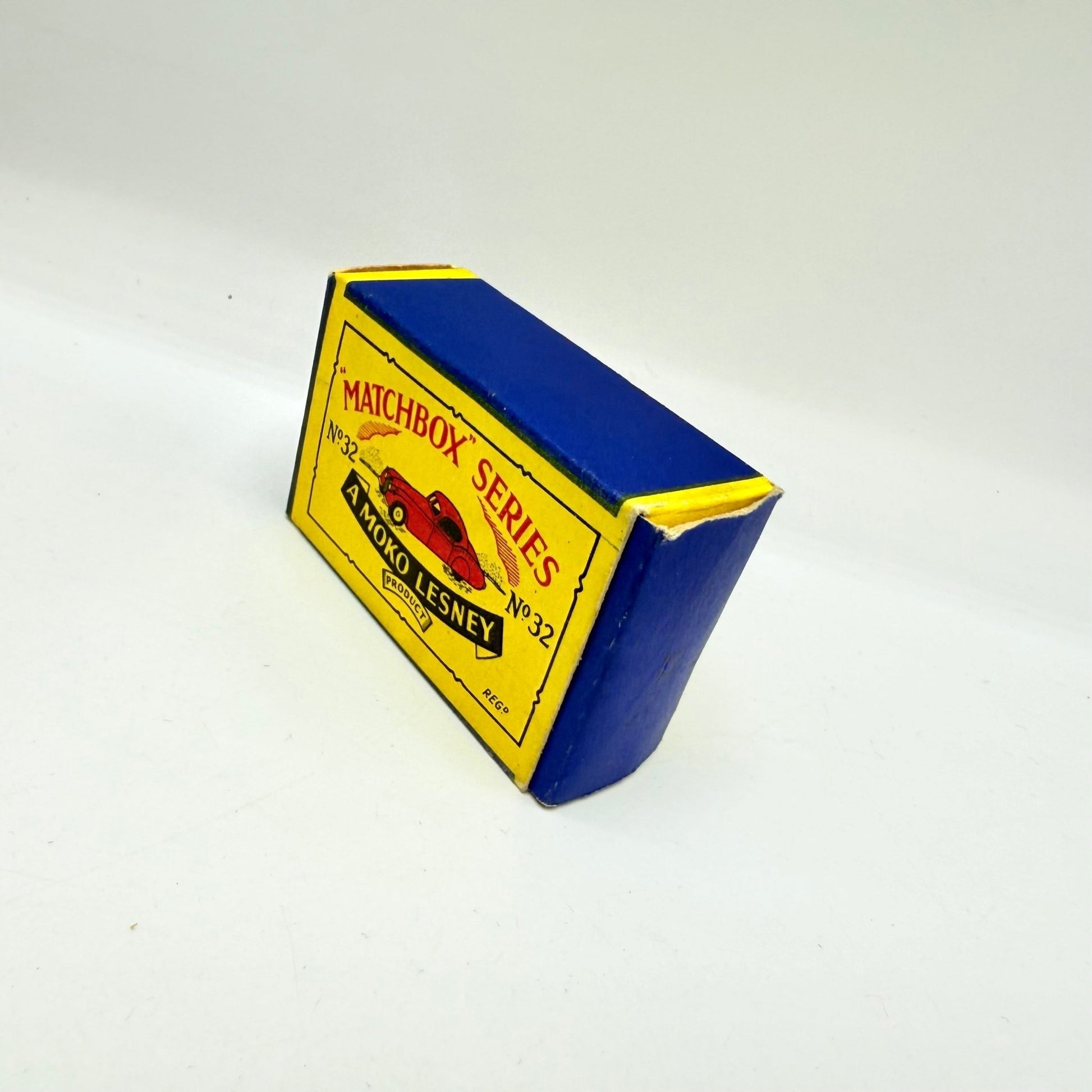 Matchbox Lesney 32a Jaguar XK140 white MW - Magic Matchbox