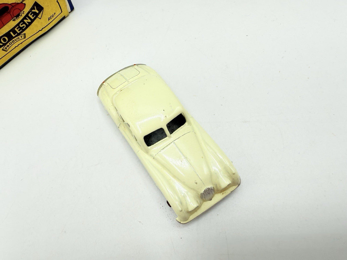 Matchbox Lesney 32a Jaguar XK140 white MW - Magic Matchbox