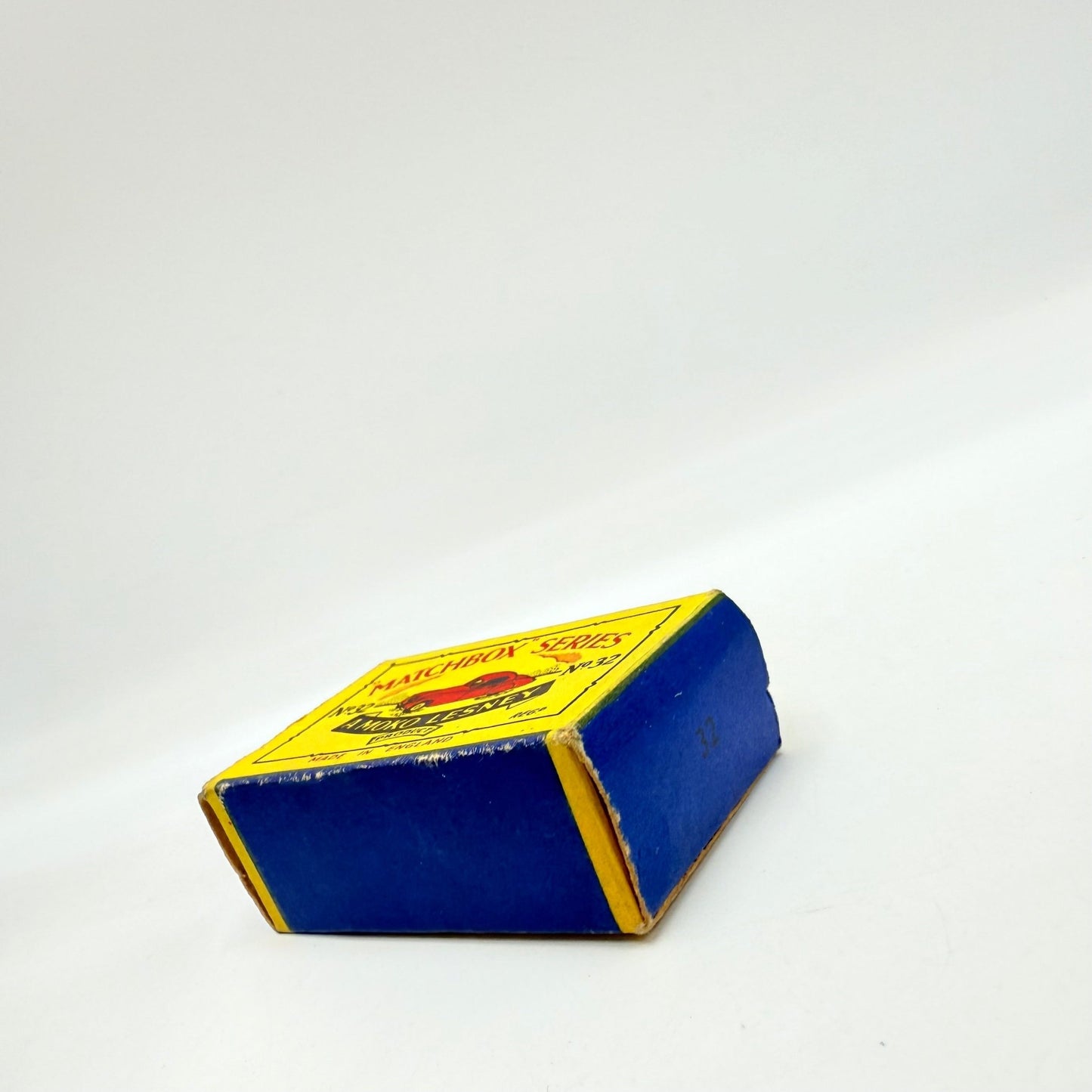 Matchbox Lesney 32a Jaguar XK140 white MW - Magic Matchbox