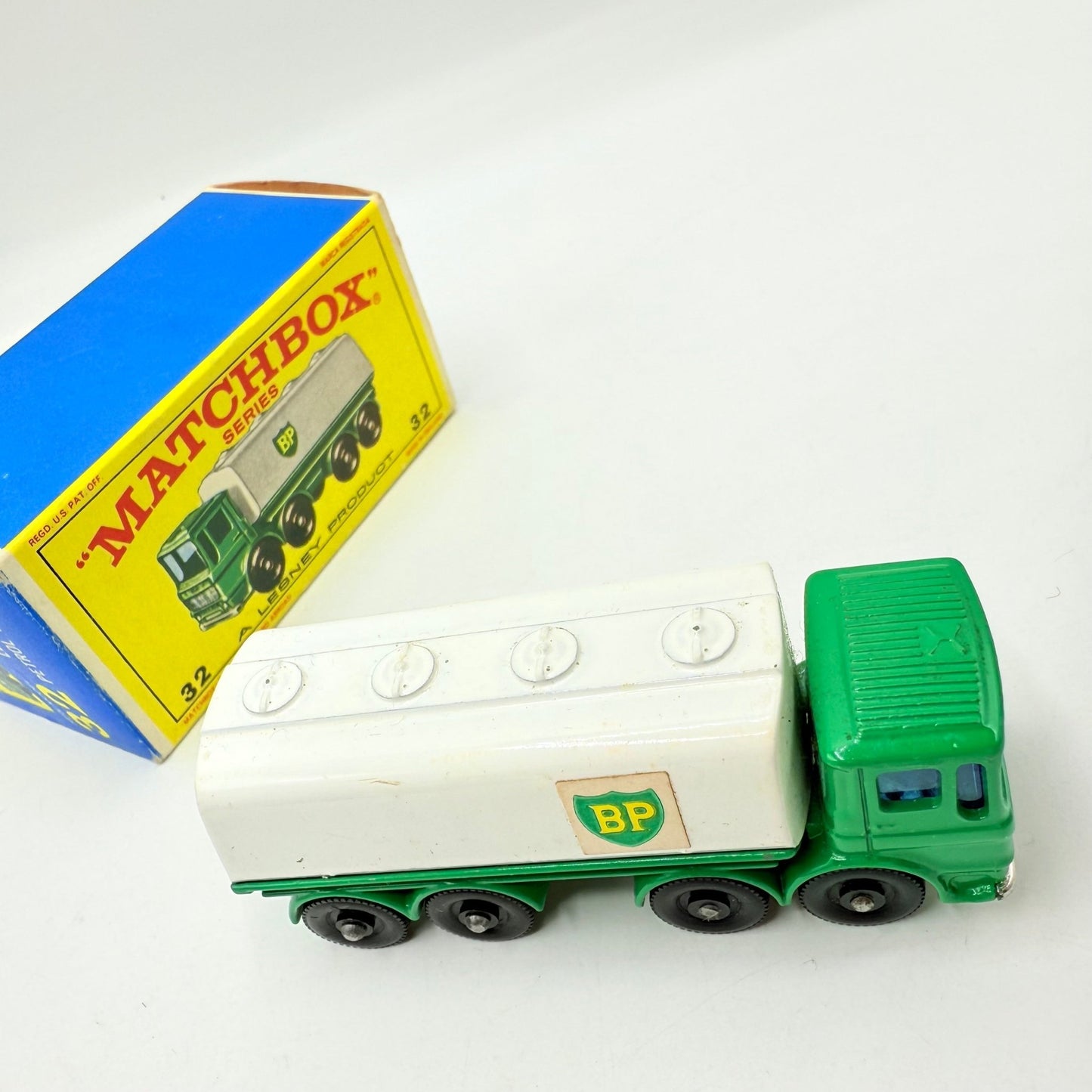 Matchbox Lesney 32C Leyland Petrol Tanker BP - Magic Matchbox