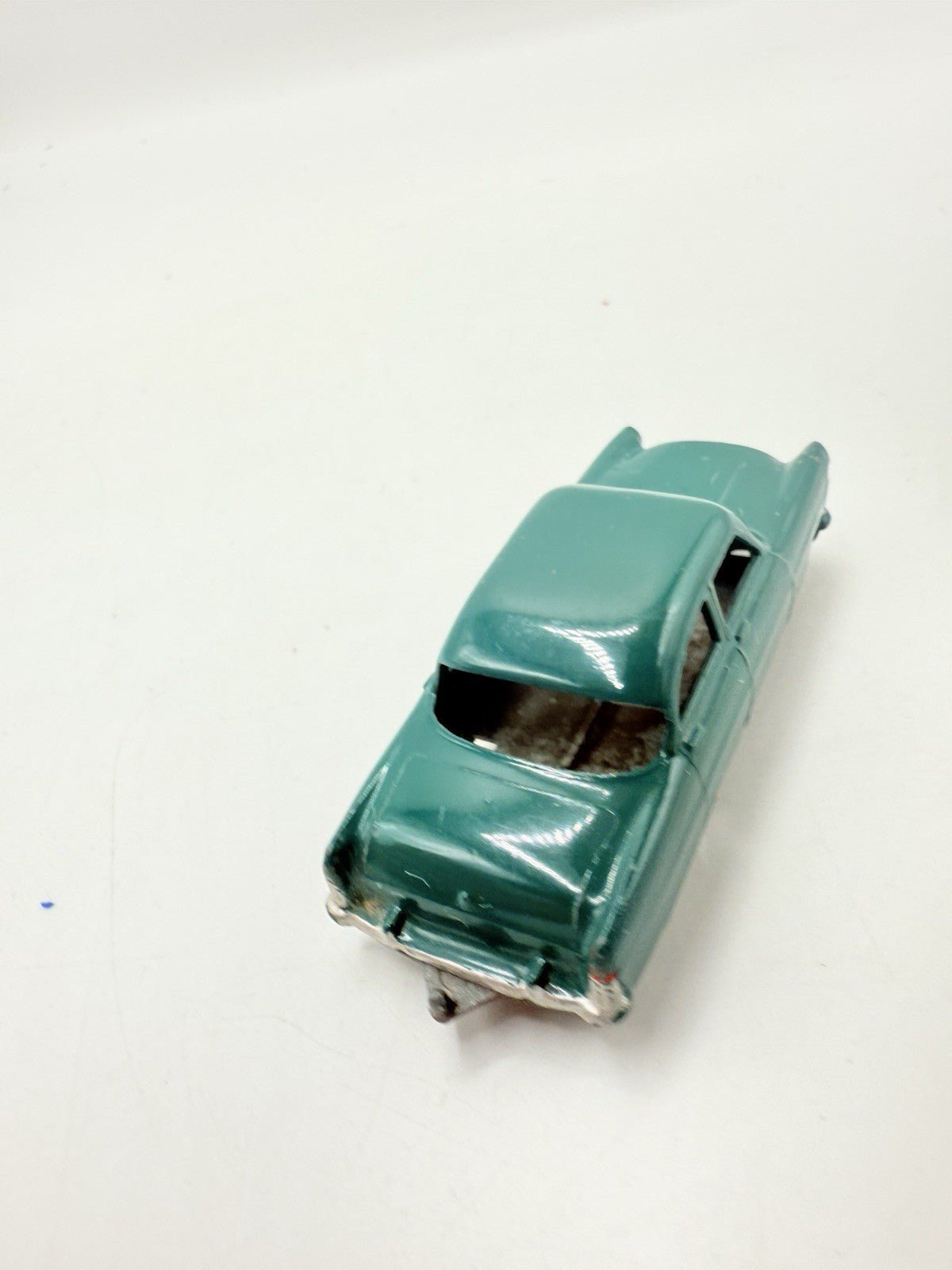 Matchbox Lesney 33a Ford Zodiac Dark Green MW - Magic Matchbox