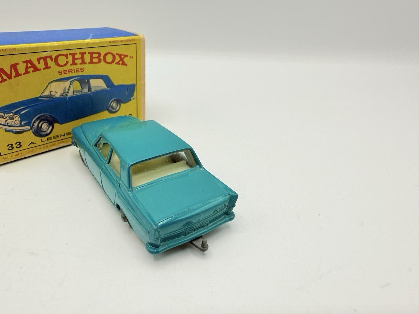 Matchbox Lesney 33b Ford Zephyr 6 BPW - Magic Matchbox