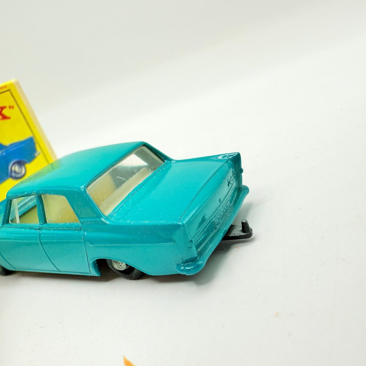 Matchbox Lesney 33b Ford Zephyr 6 BPW - Magic Matchbox