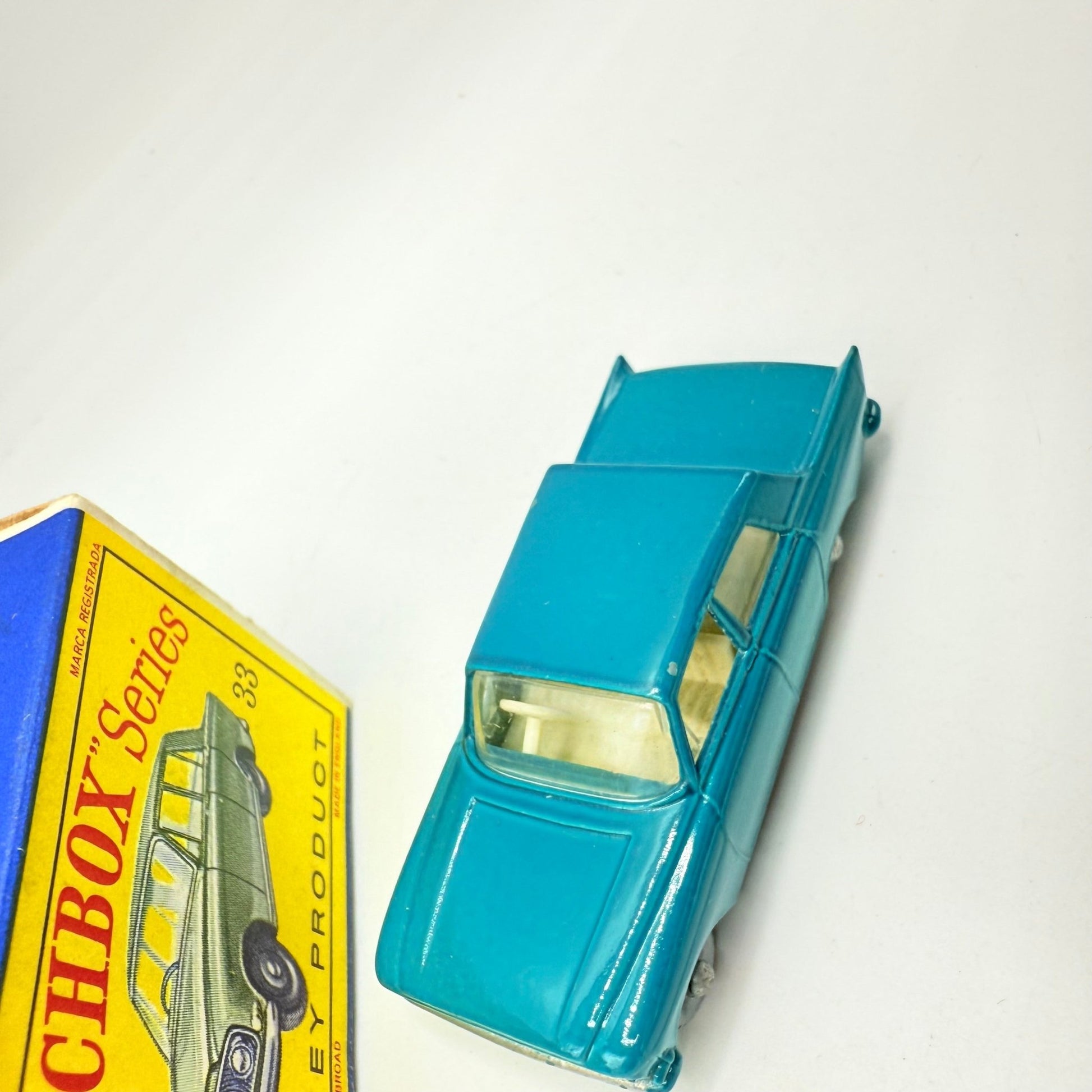 Matchbox Lesney 33b Ford Zephyr 6 SPW - Magic Matchbox