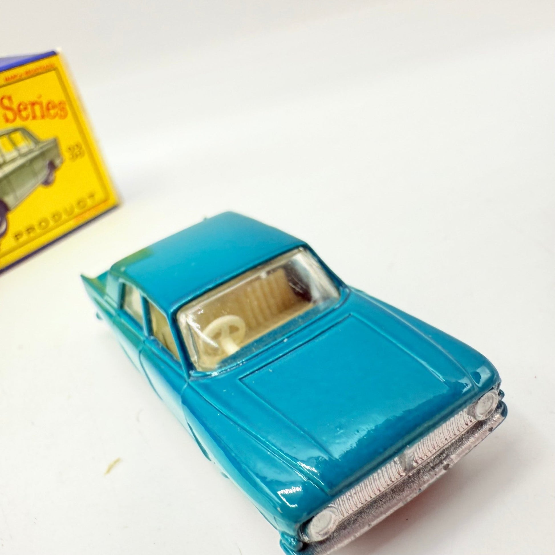 Matchbox Lesney 33b Ford Zephyr 6 SPW - Magic Matchbox