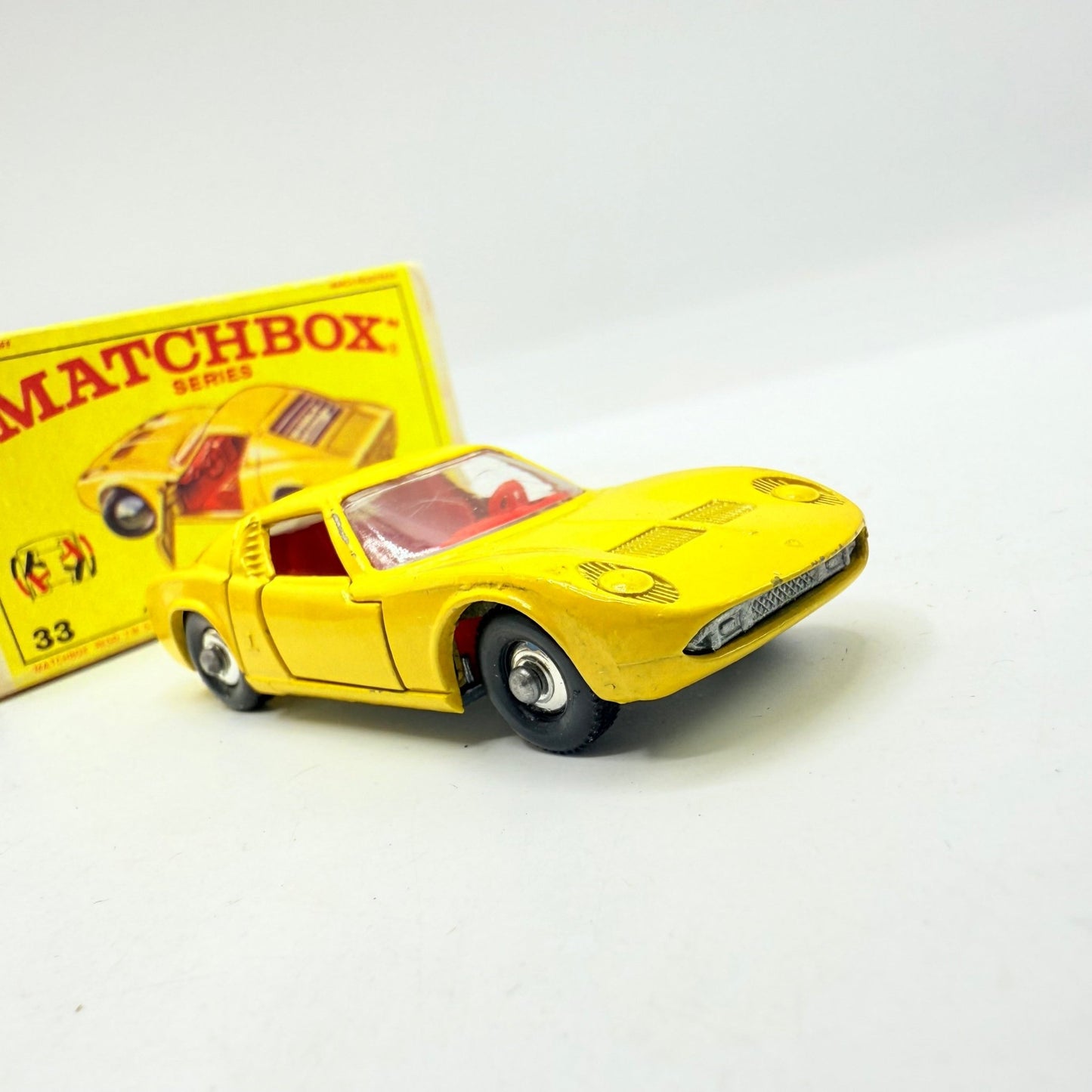 Matchbox Lesney 33c Lamborghini Miura Yellow & Red Interior - Magic Matchbox