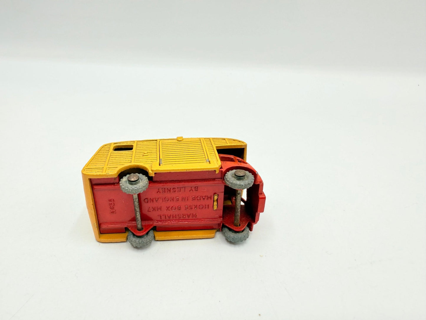 Matchbox Lesney 35a ERF Marshall Horse Box - Magic Matchbox