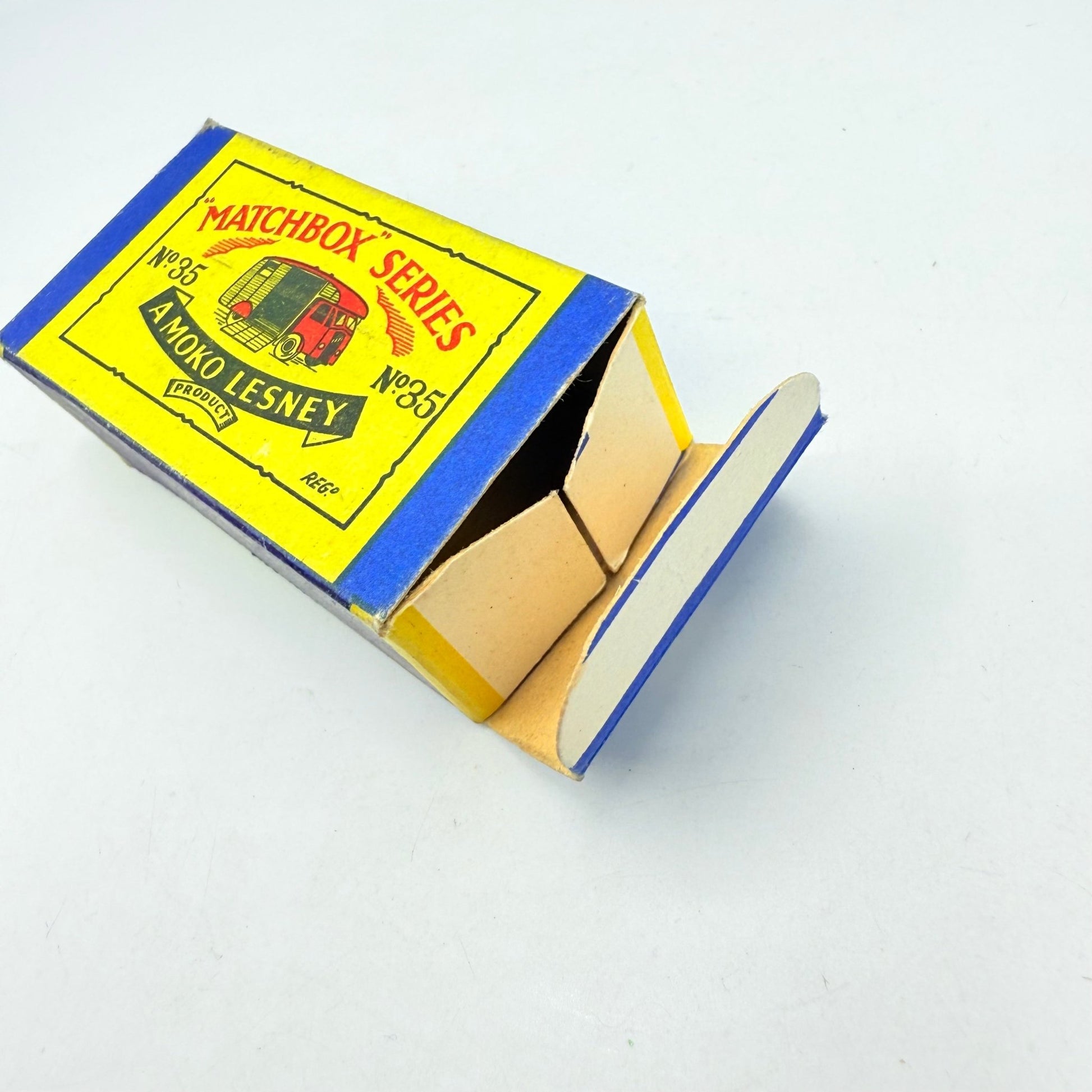 Matchbox Lesney 35a Horse Box MW - Magic Matchbox