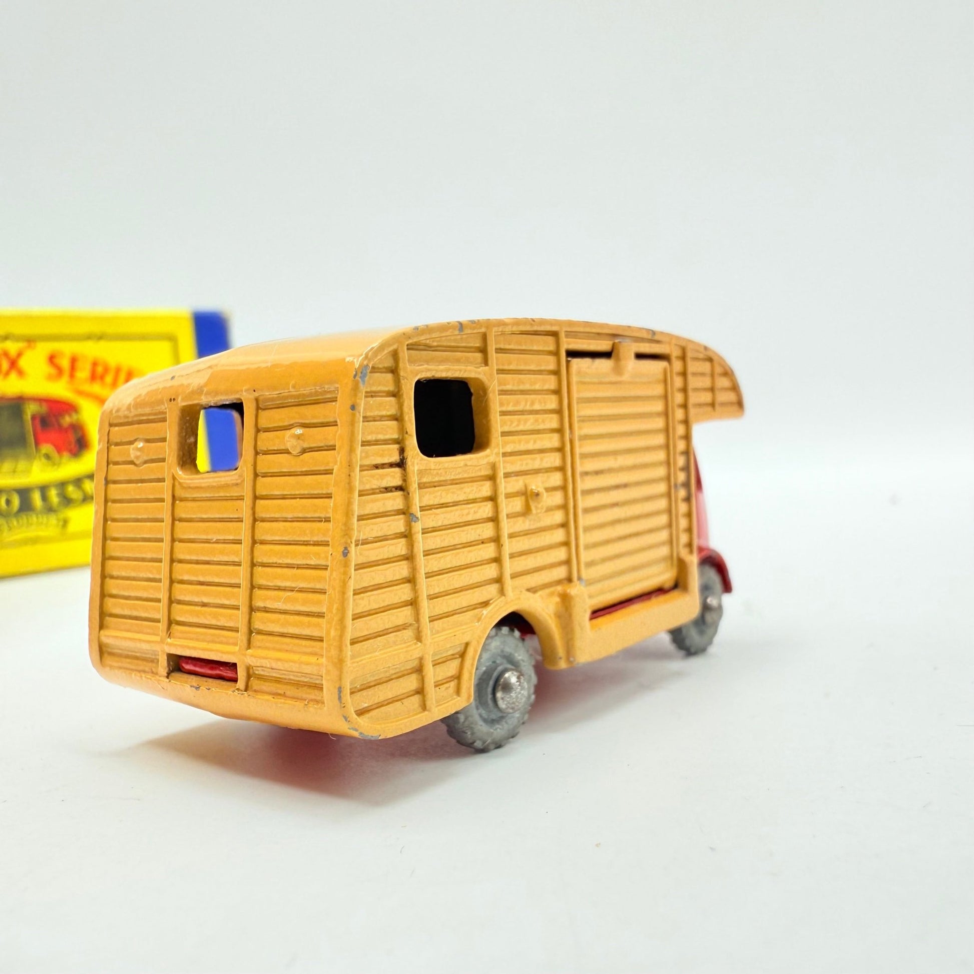 Matchbox Lesney 35a Horse Box MW - Magic Matchbox