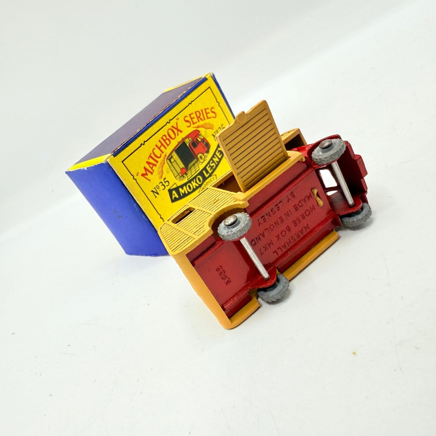 Matchbox Lesney 35a Horse Box MW - Magic Matchbox