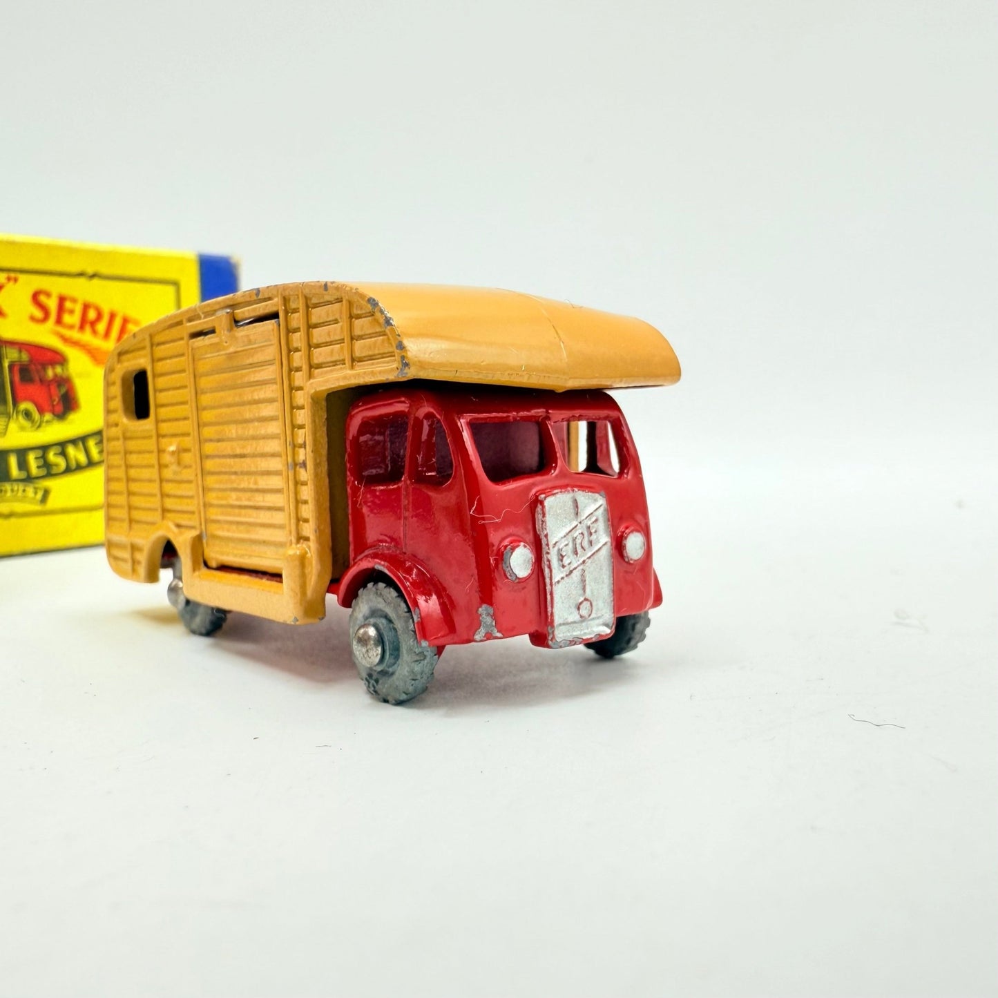 Matchbox Lesney 35a Horse Box MW - Magic Matchbox