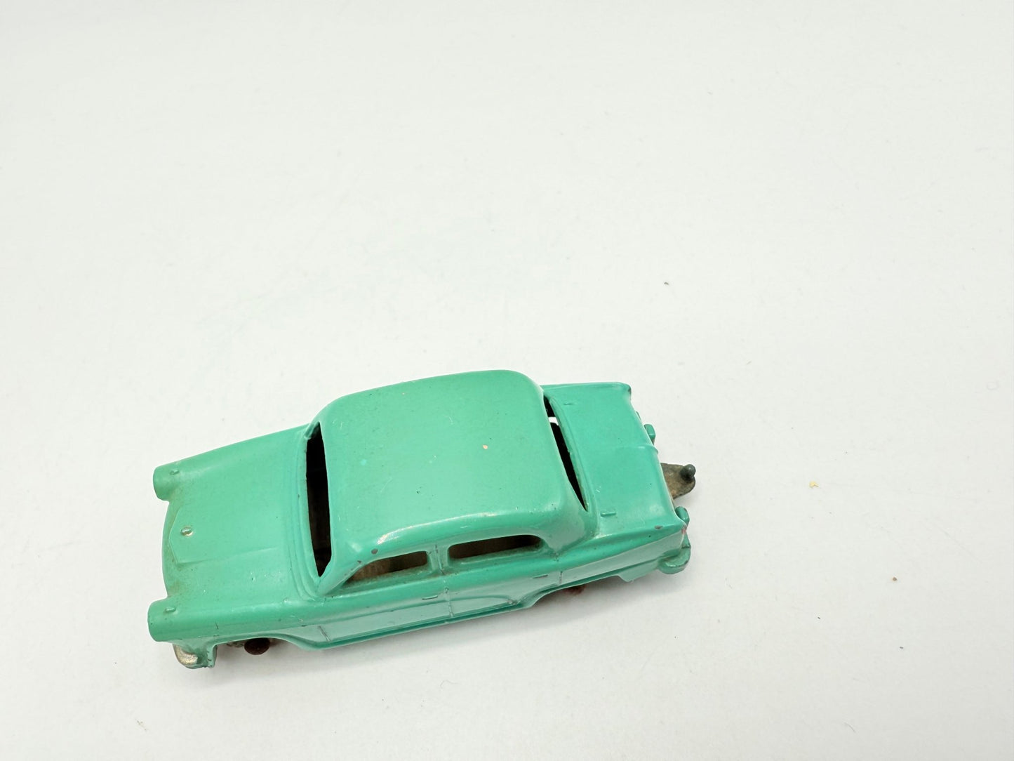 Matchbox Lesney 36a Austin A50 with Metal Wheels - Magic Matchbox
