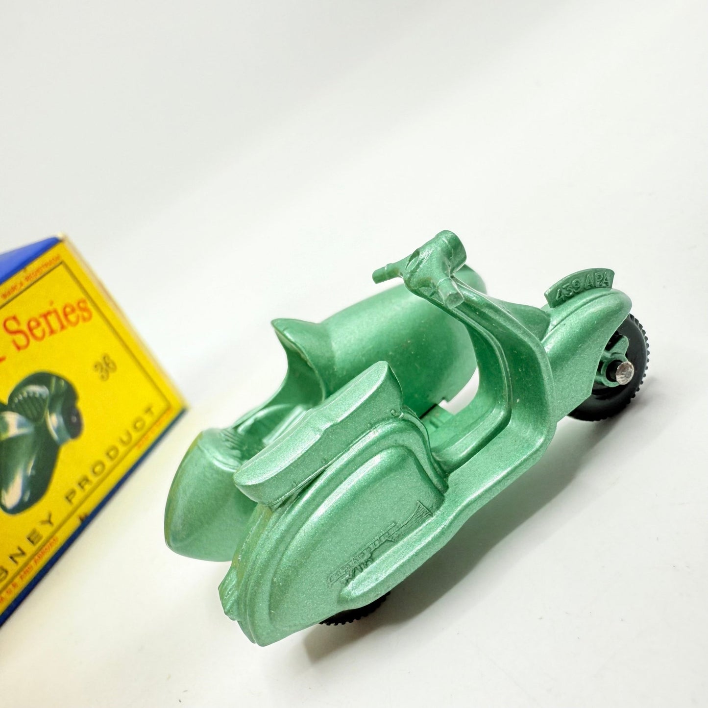 Matchbox Lesney 36b Lambretta Scooter - Magic Matchbox