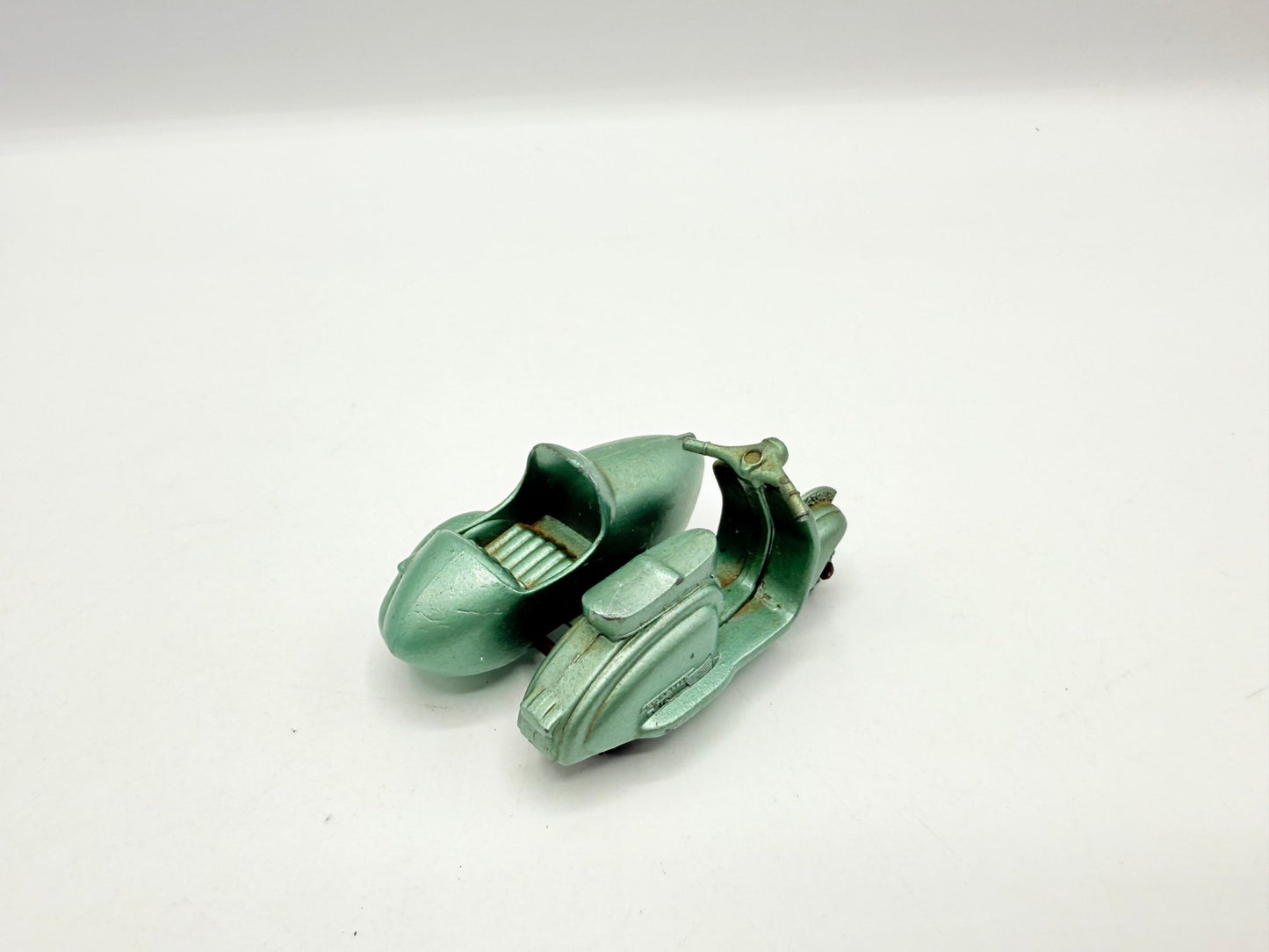 Matchbox Lesney 36b Lambretta Scooter - Near mint - Magic Matchbox