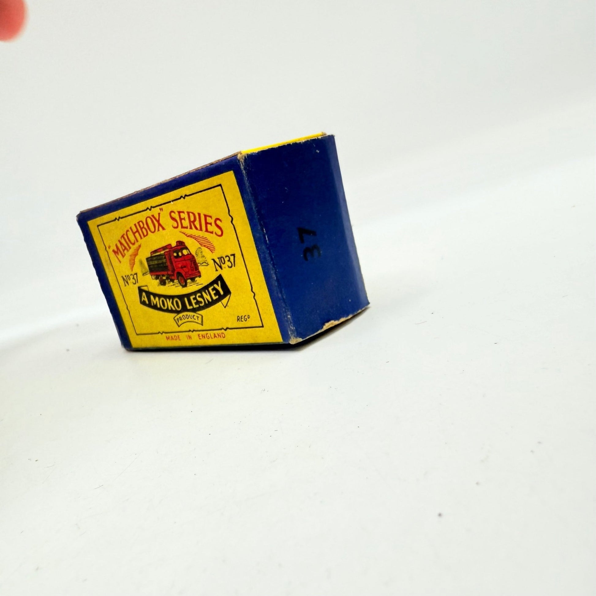 Matchbox Lesney 37a Karrier Bantam 2 Ton Truck MW - Magic Matchbox