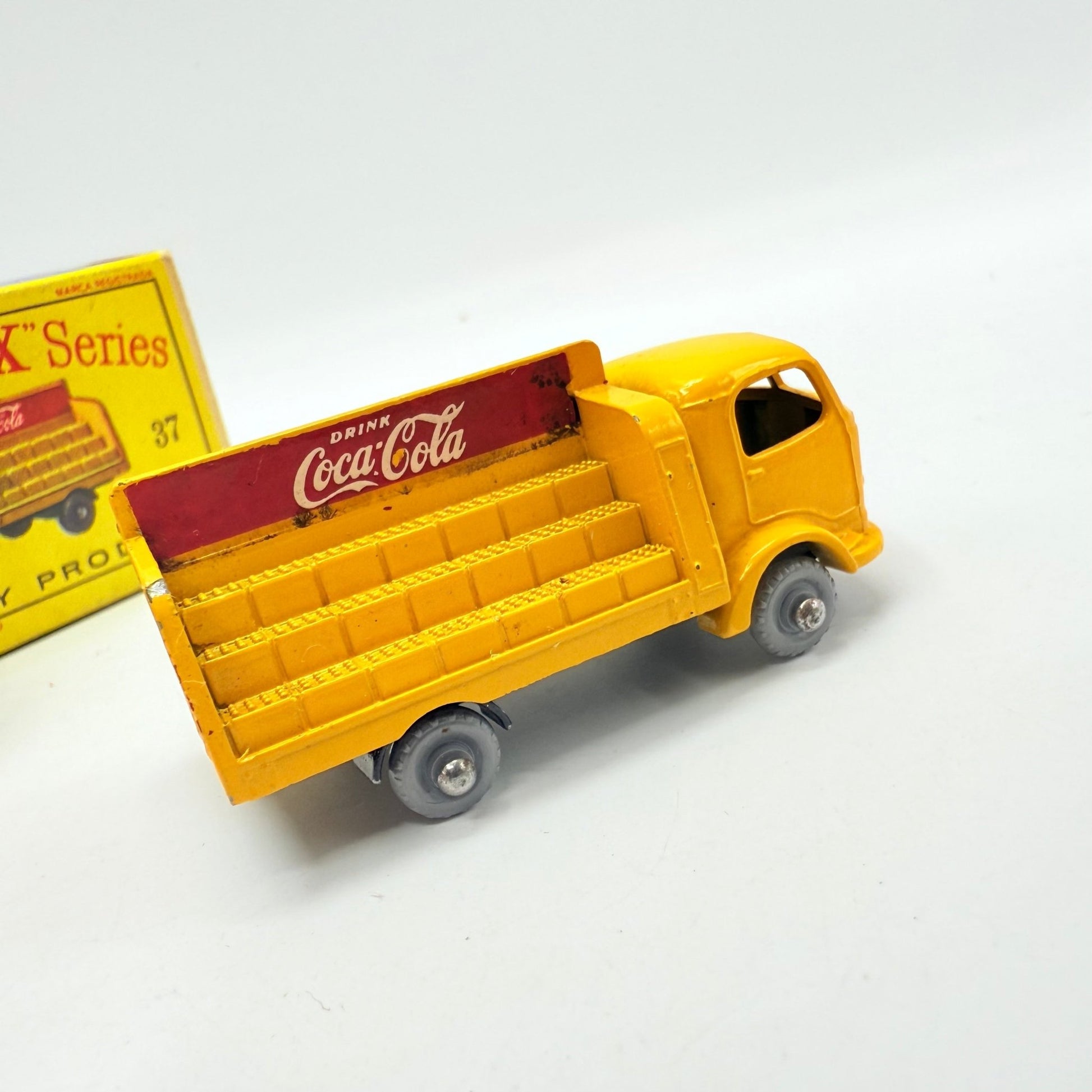 Matchbox Lesney 37b Karrier Bantam Coca Cola Truck GPW - Magic Matchbox